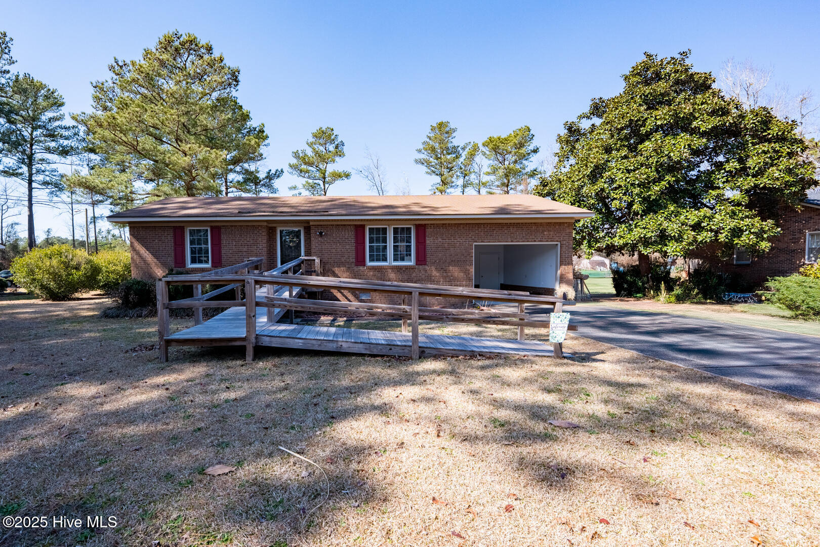 308 Glenwood Drive Property Photo