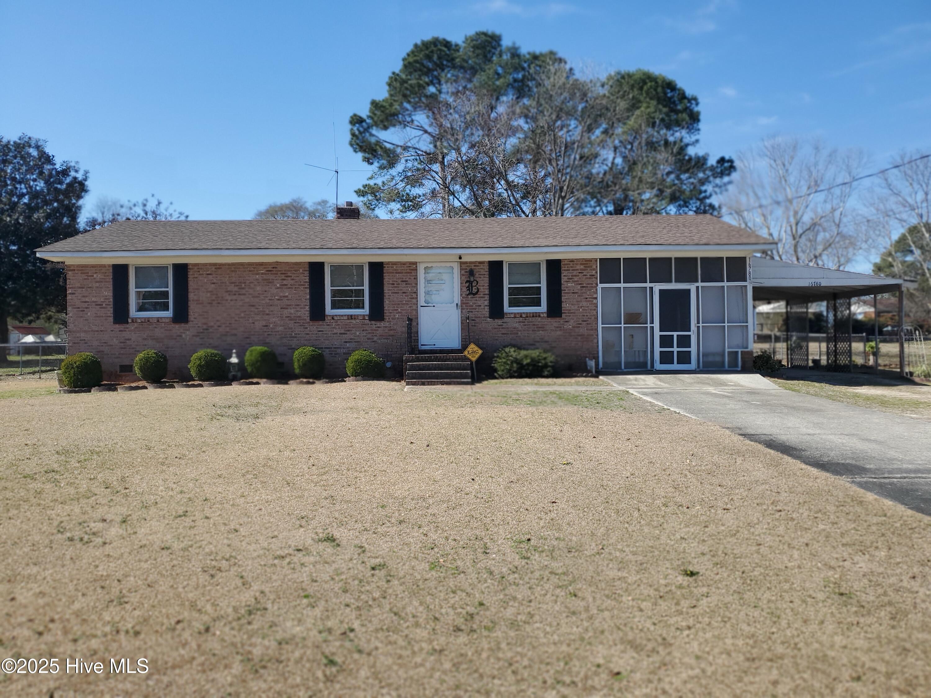 16780 Douglas Avenue Property Photo