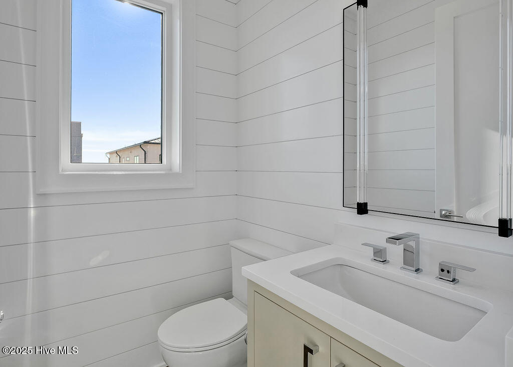 13 E Fayetteville Street Property Photo 40