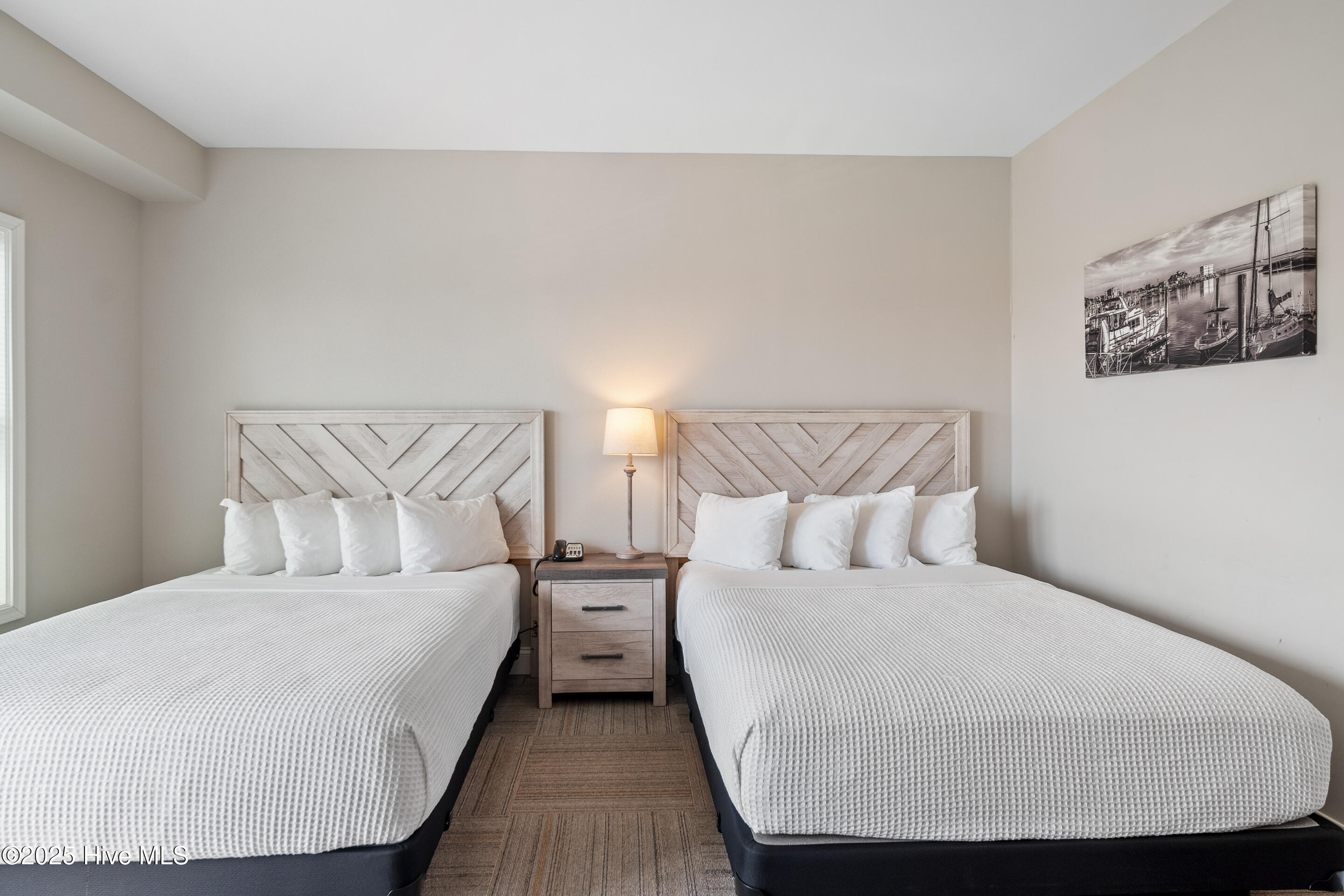 702 E Moore Street 207 Property Photo 9