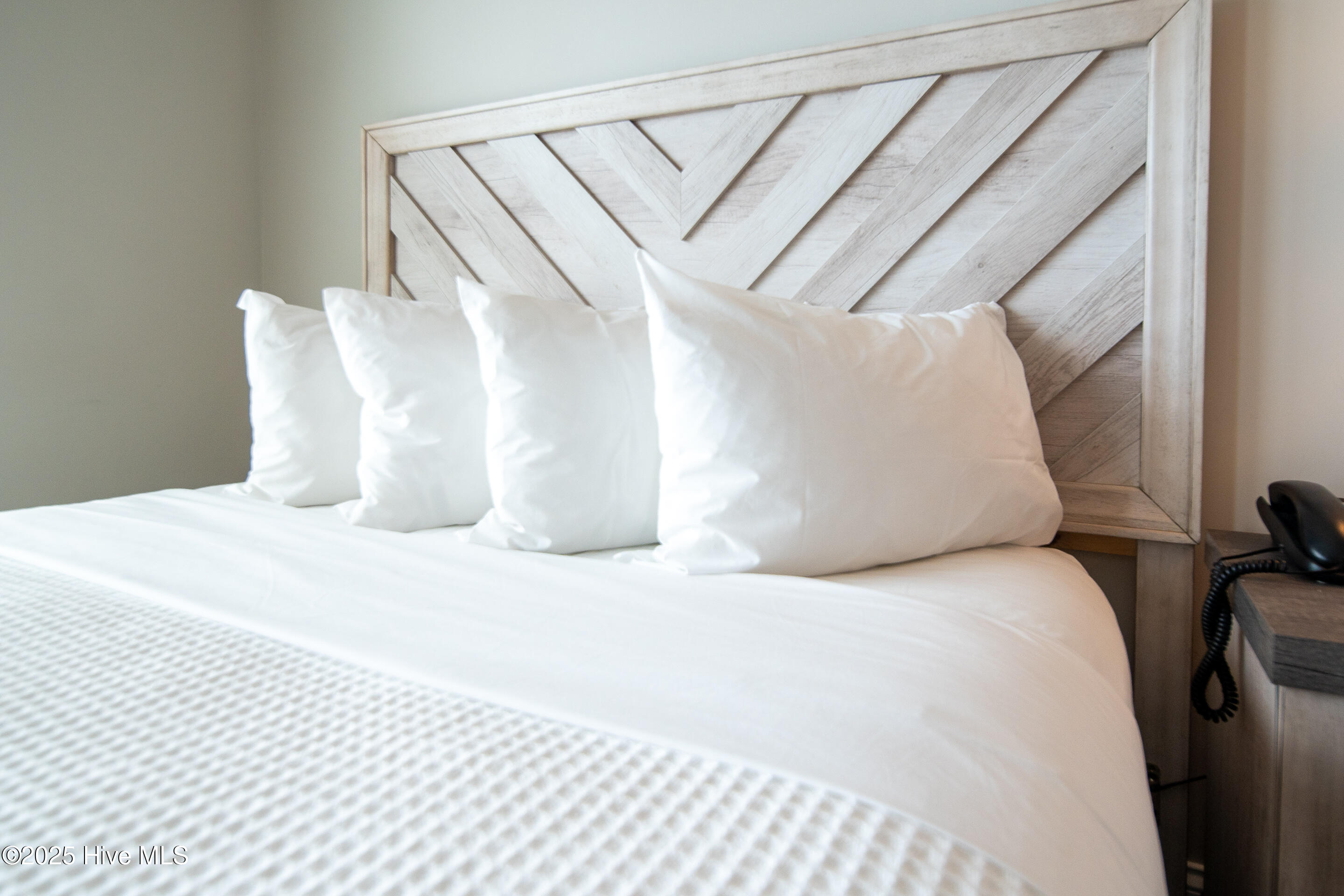 702 E Moore Street 207 Property Photo 10