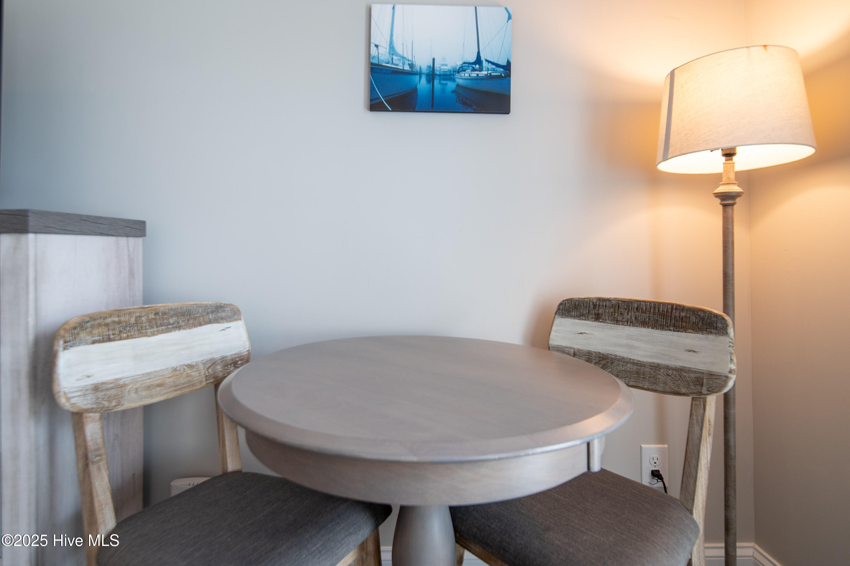 702 E Moore Street 207 Property Photo 15