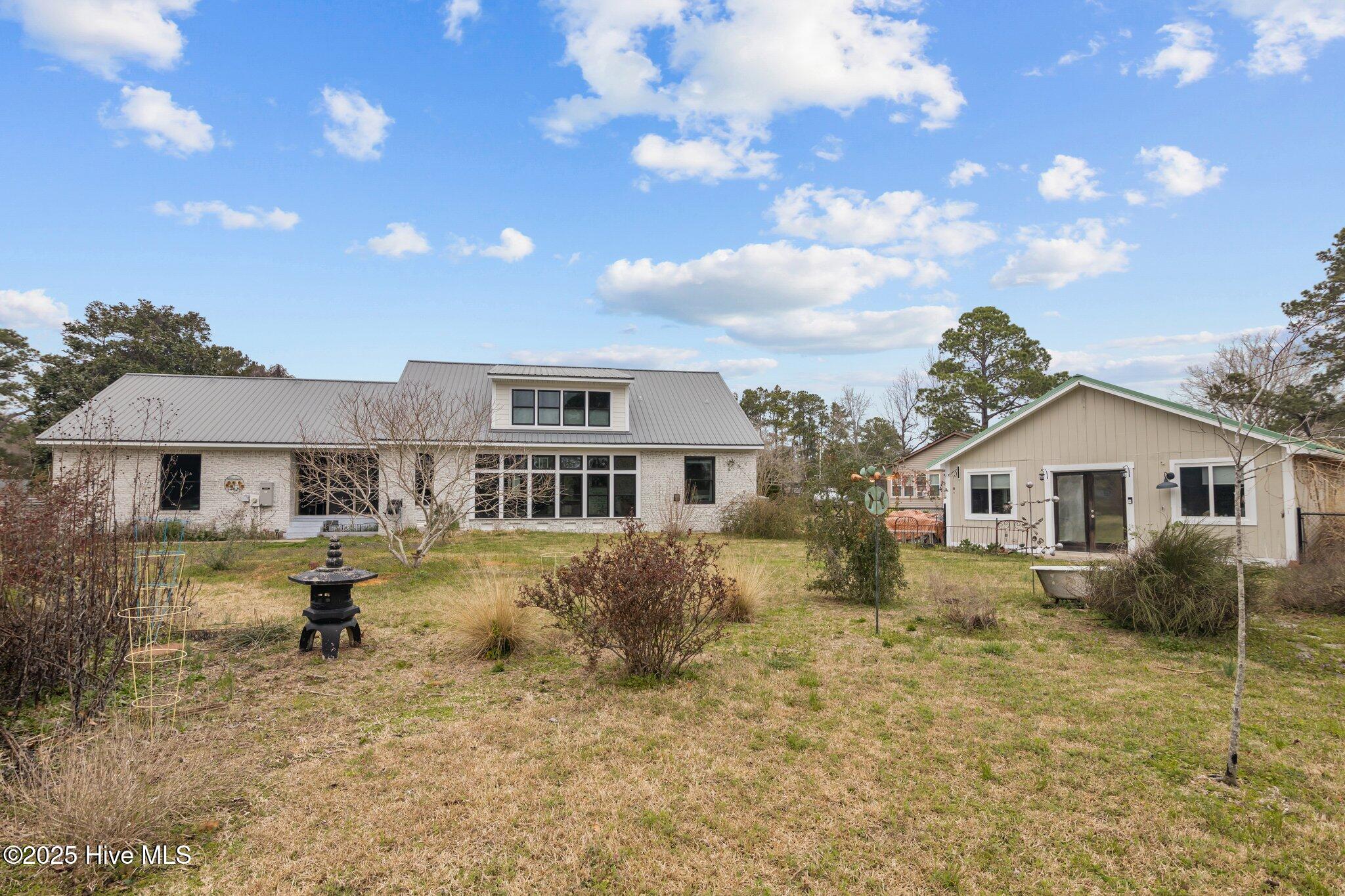 400 Ragan Road Property Photo
