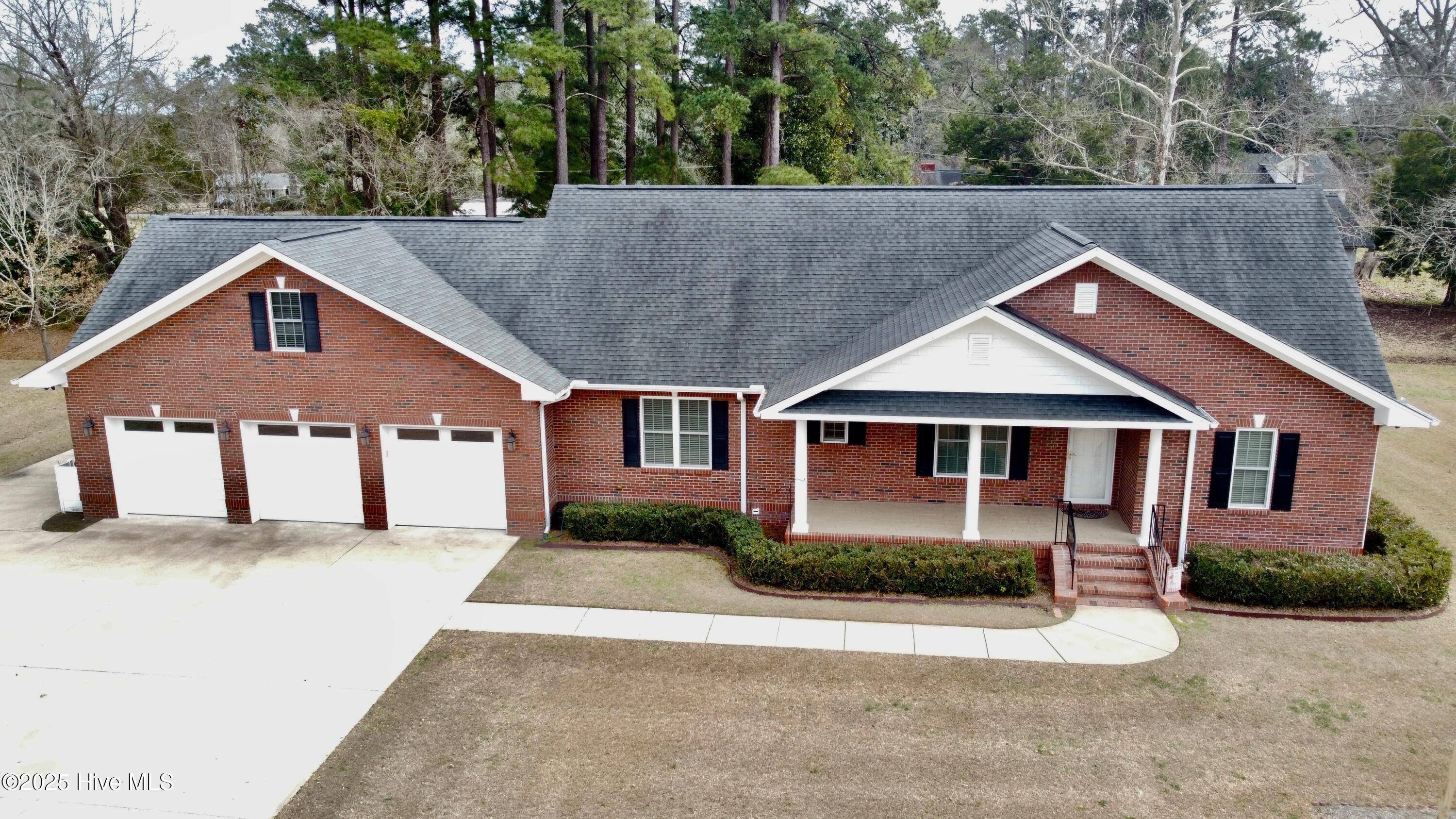 128 Arena Drive Property Photo