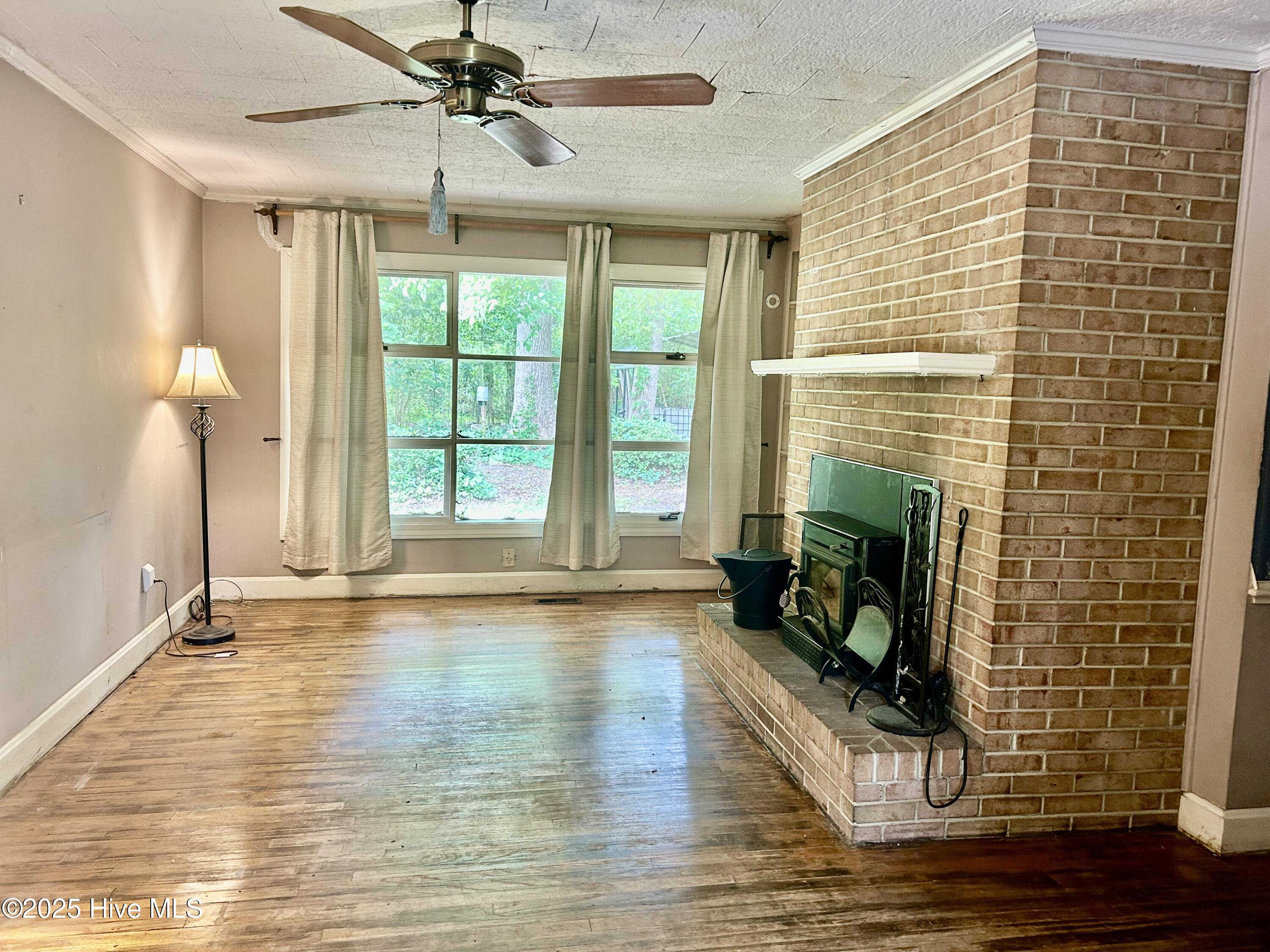 100 Brownlow Avenue Property Photo 4