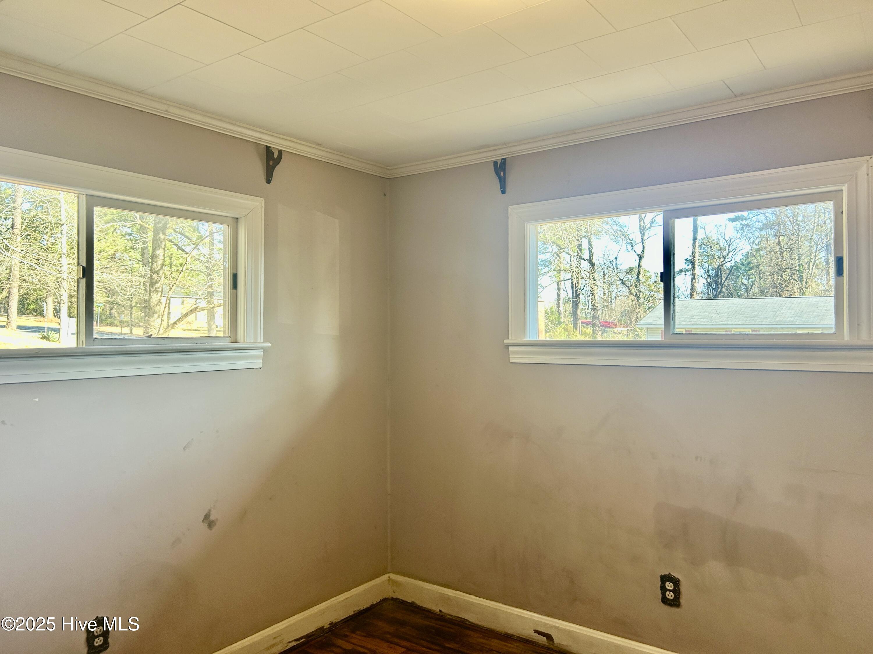100 Brownlow Avenue Property Photo 22