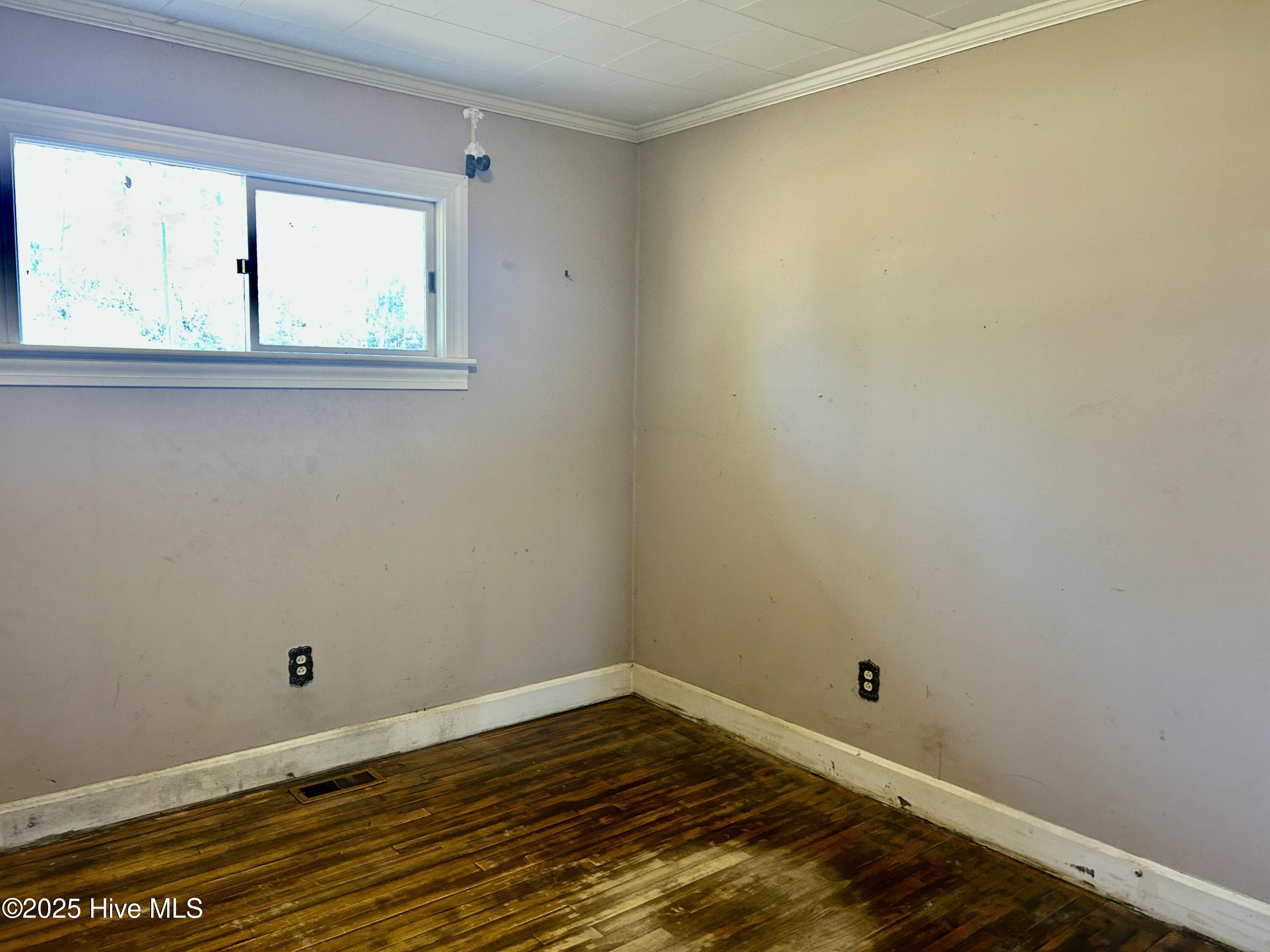 100 Brownlow Avenue Property Photo 25