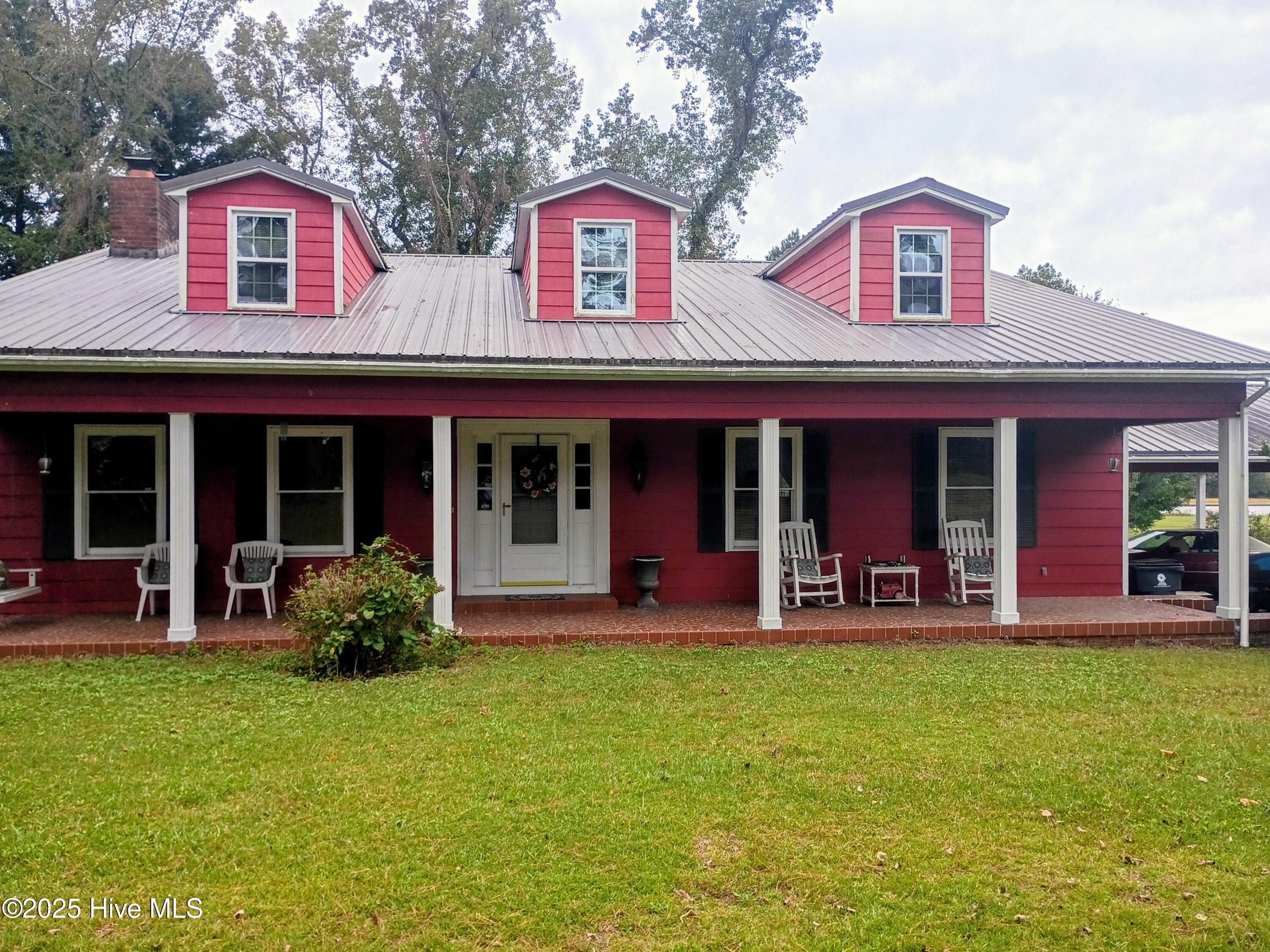 2391 Bill Hooks Road Property Photo 1