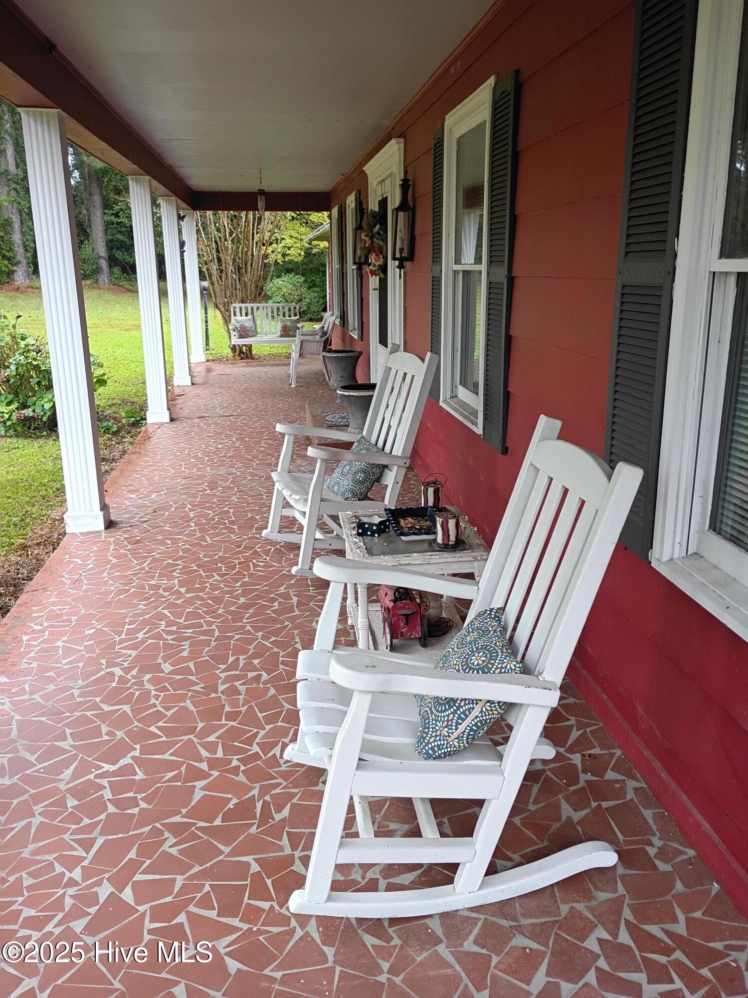 2391 Bill Hooks Road Property Photo 4