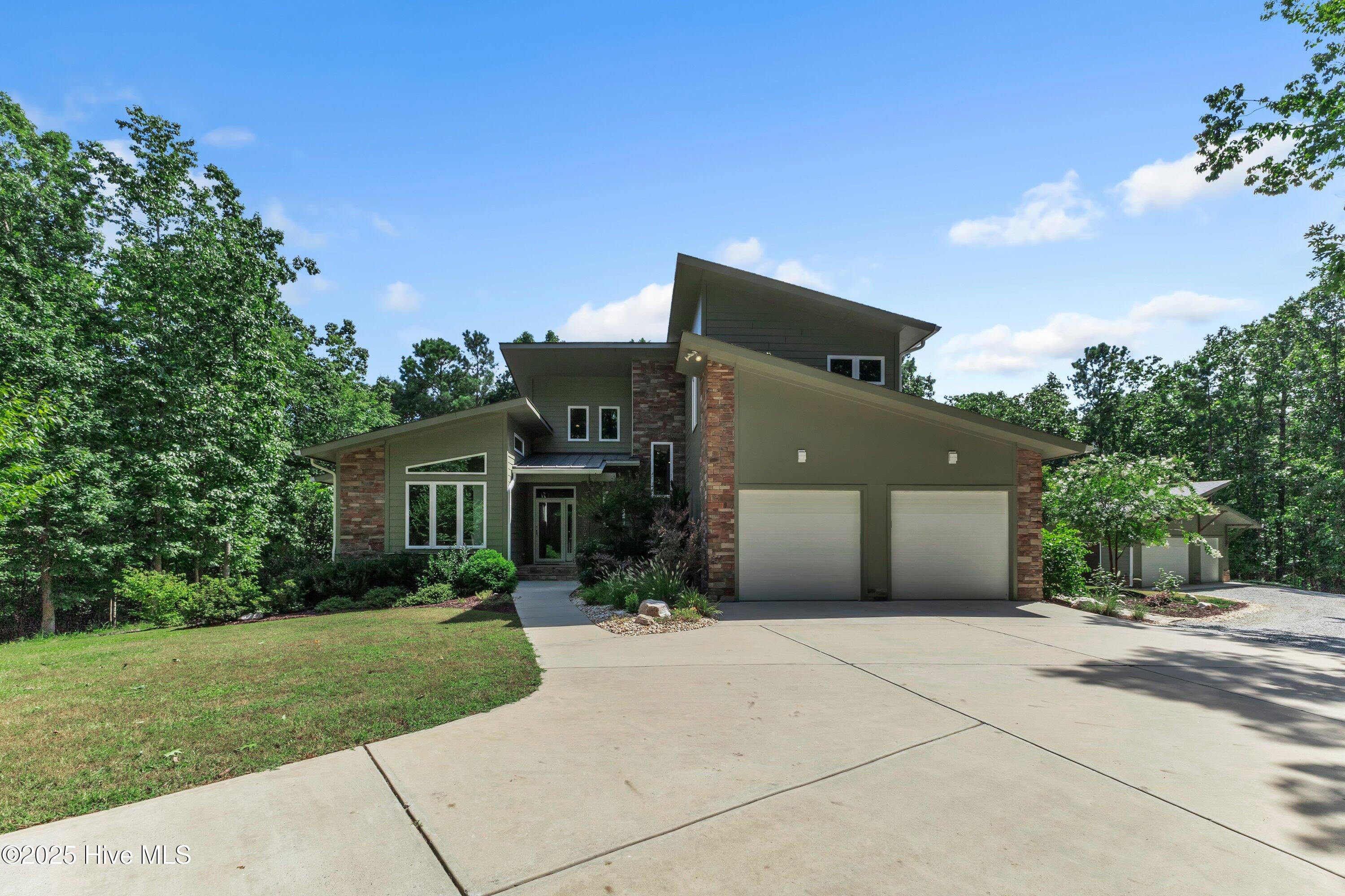 295 Cedar Rock Trail Property Photo