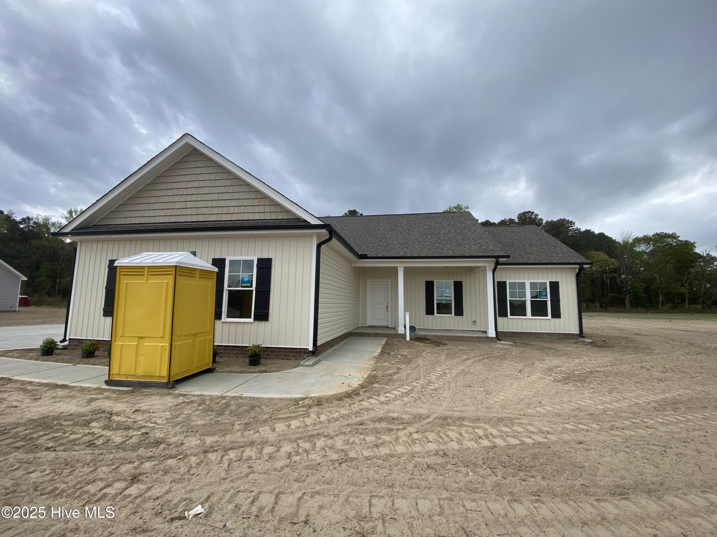 305 Paul Hare Road Property Photo