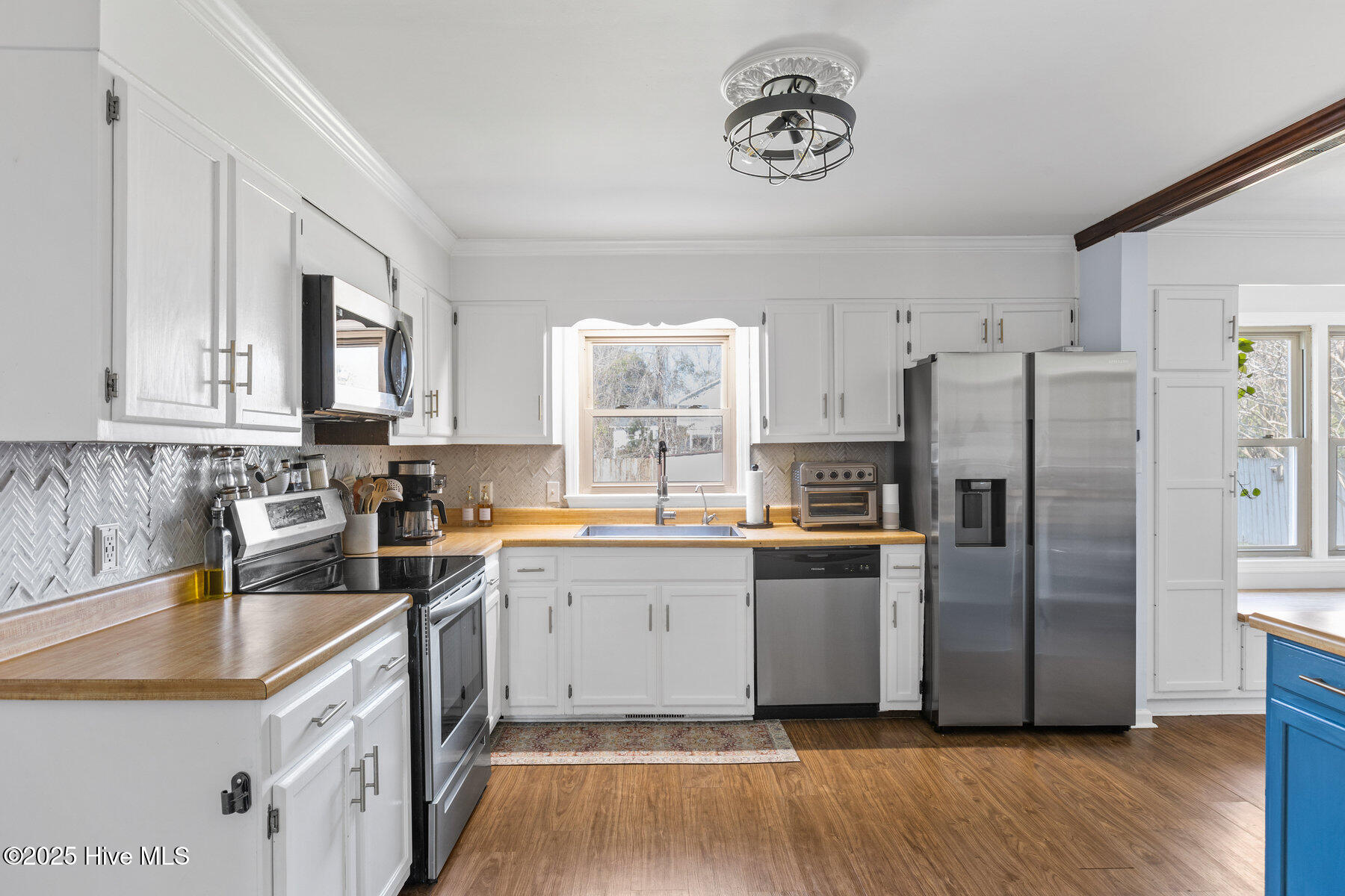 429 Bayshore Drive Property Photo 15