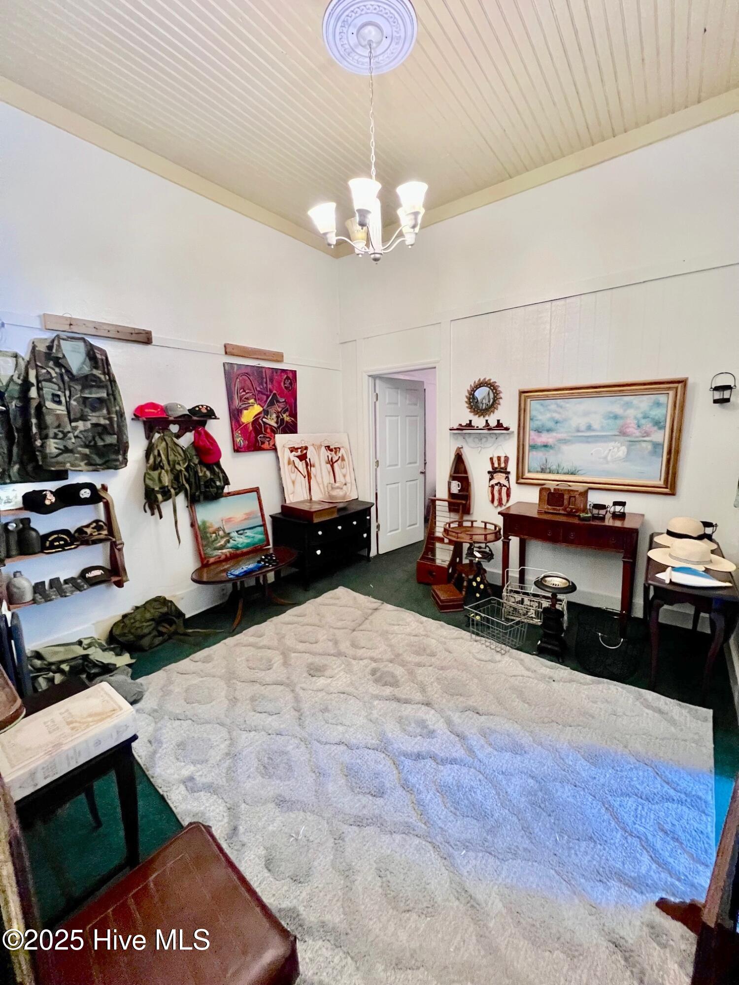 8140 N 258 Highway Property Photo 4