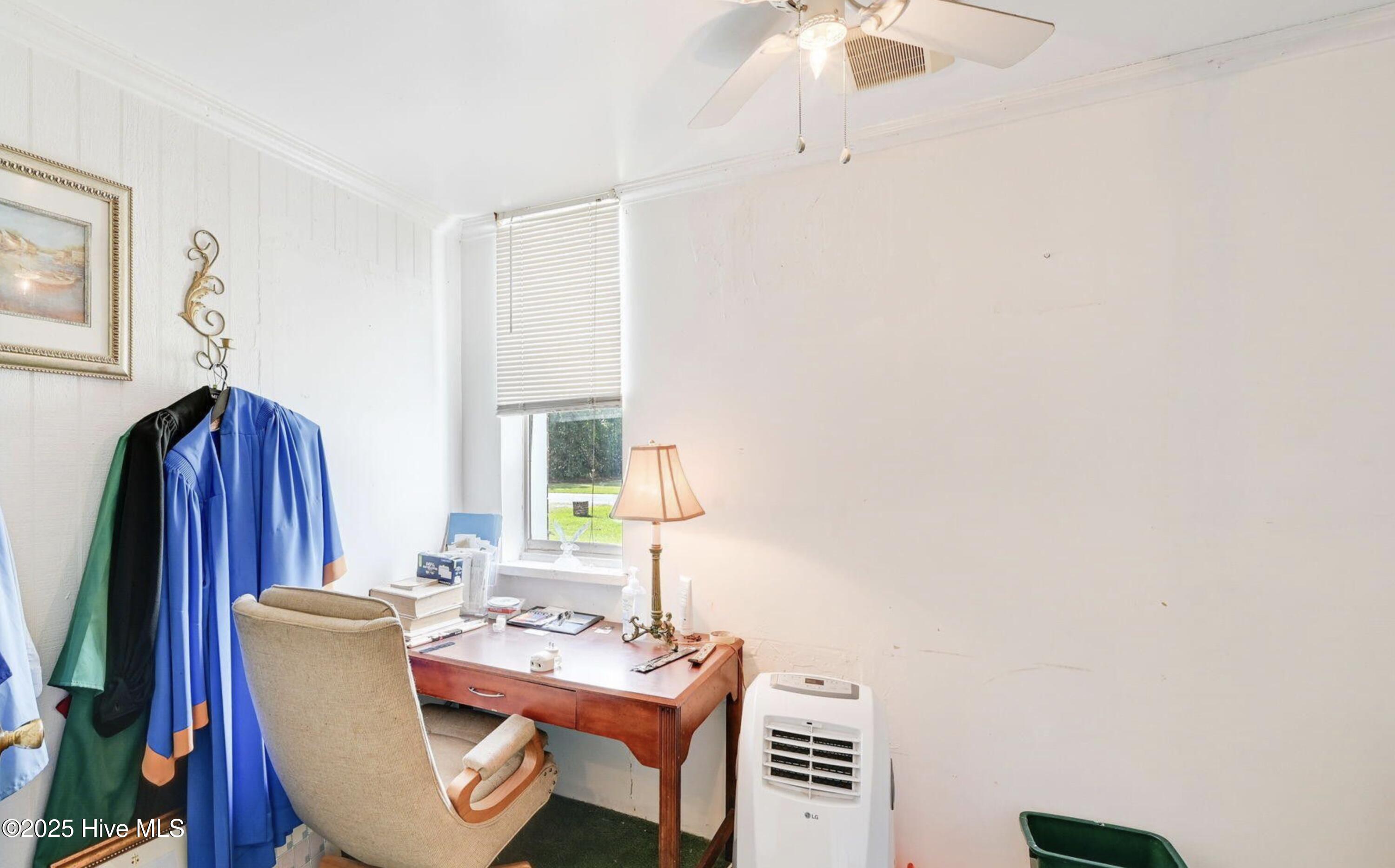 8140 N 258 Highway Property Photo 10