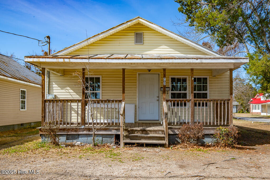 702 Contentnea Avenue Property Photo