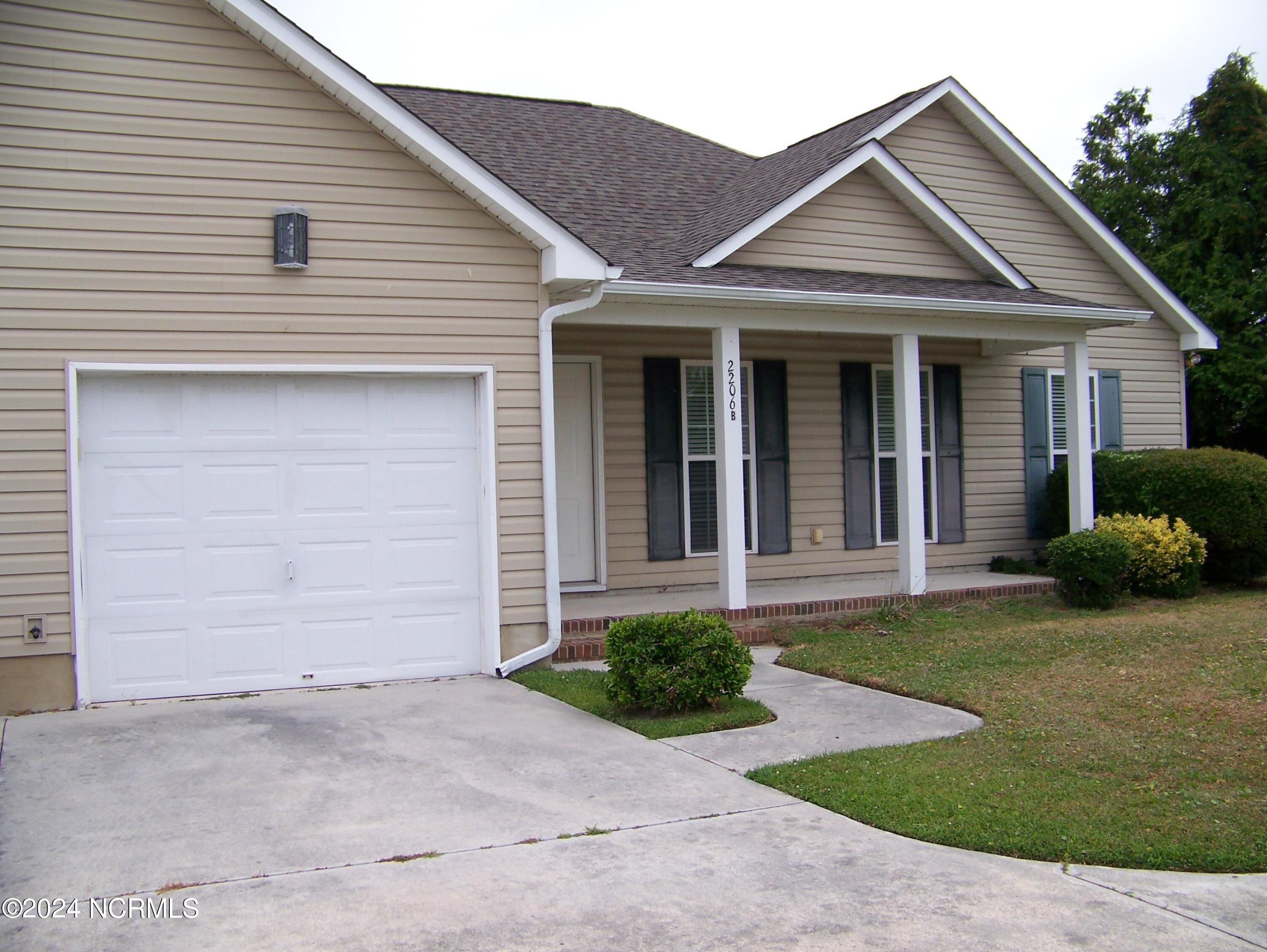 2206 Mayberry Loop Road B Property Photo
