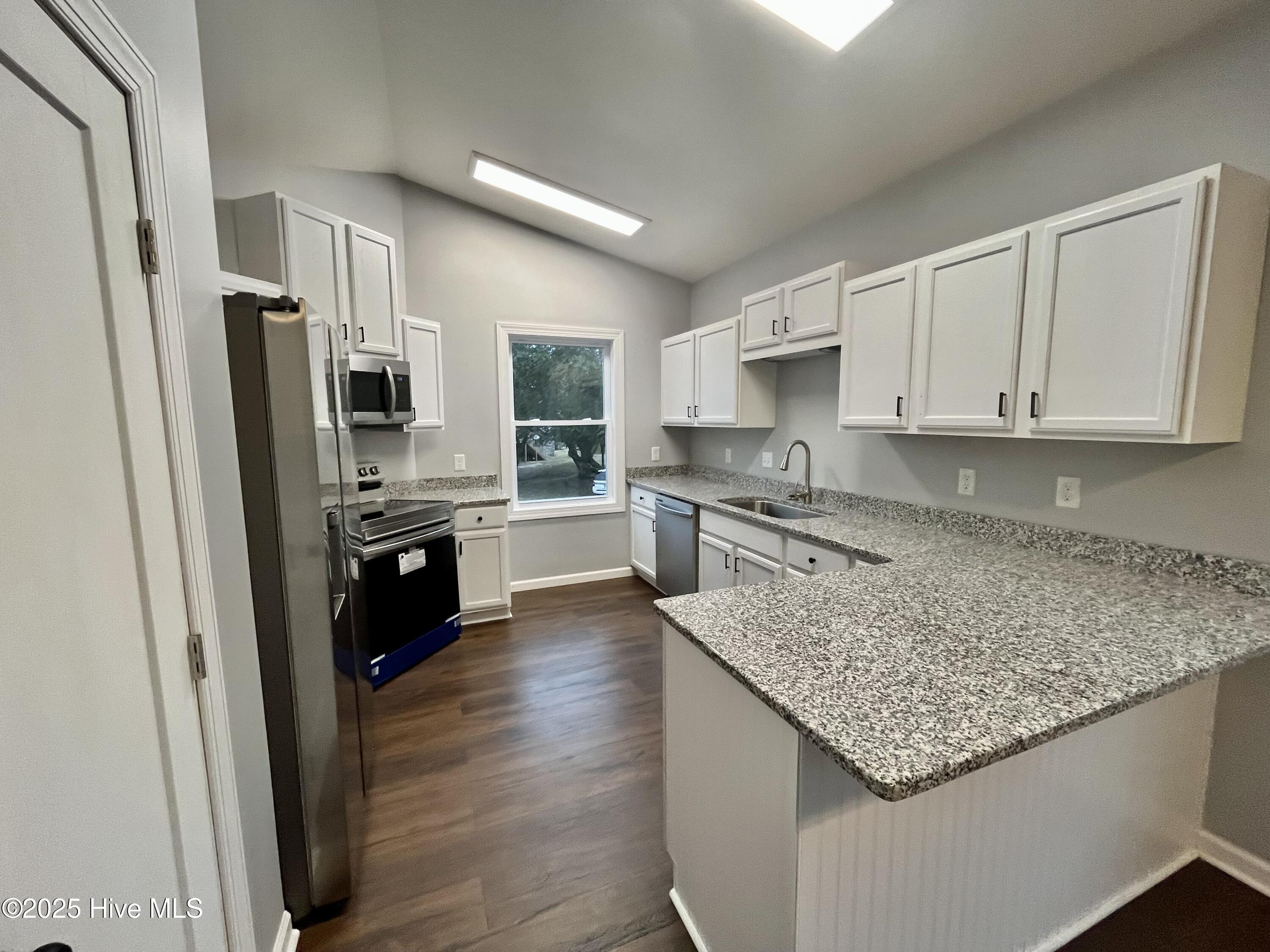 415 W Chowan Street Property Photo 3