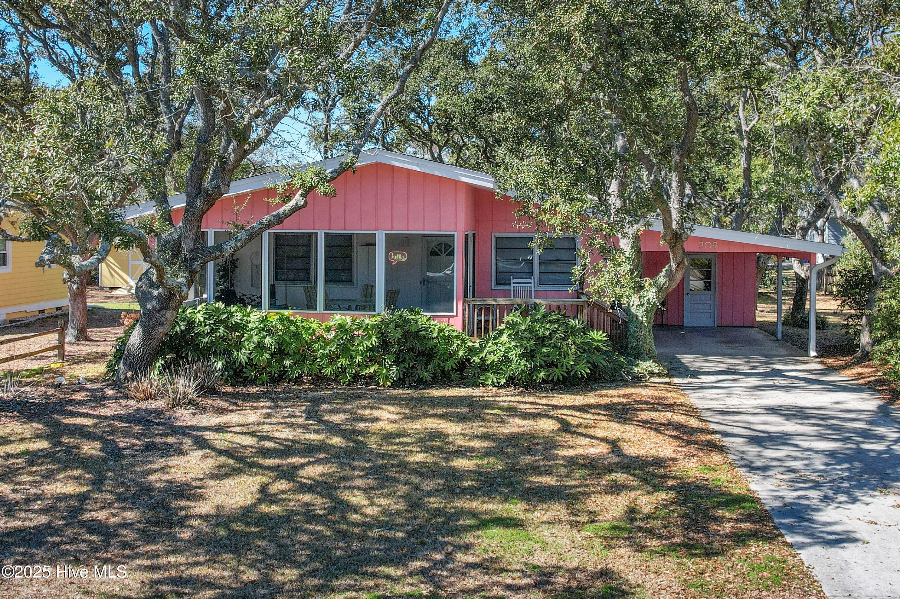 209 Sellers Street Property Photo