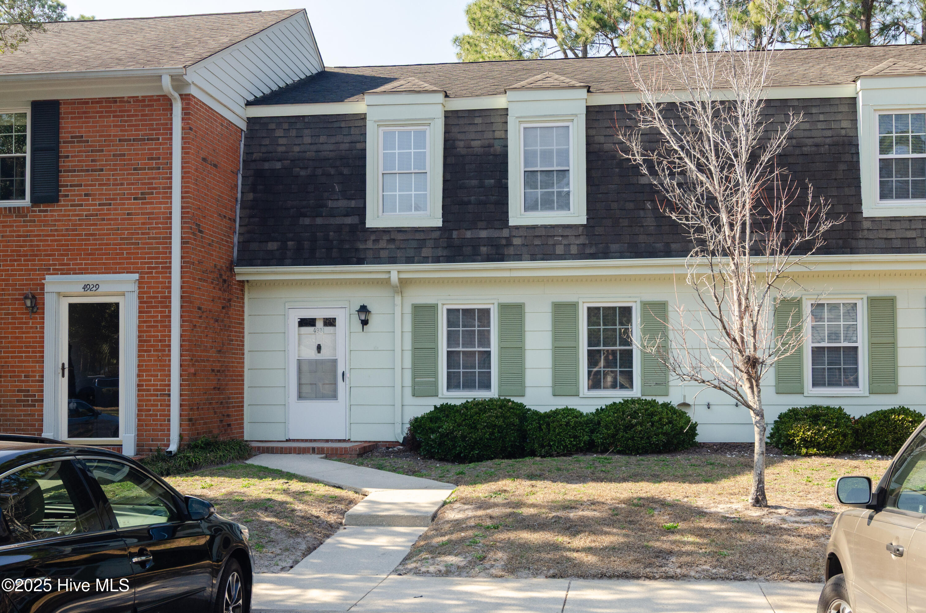 4931 Seabrook Court Property Photo