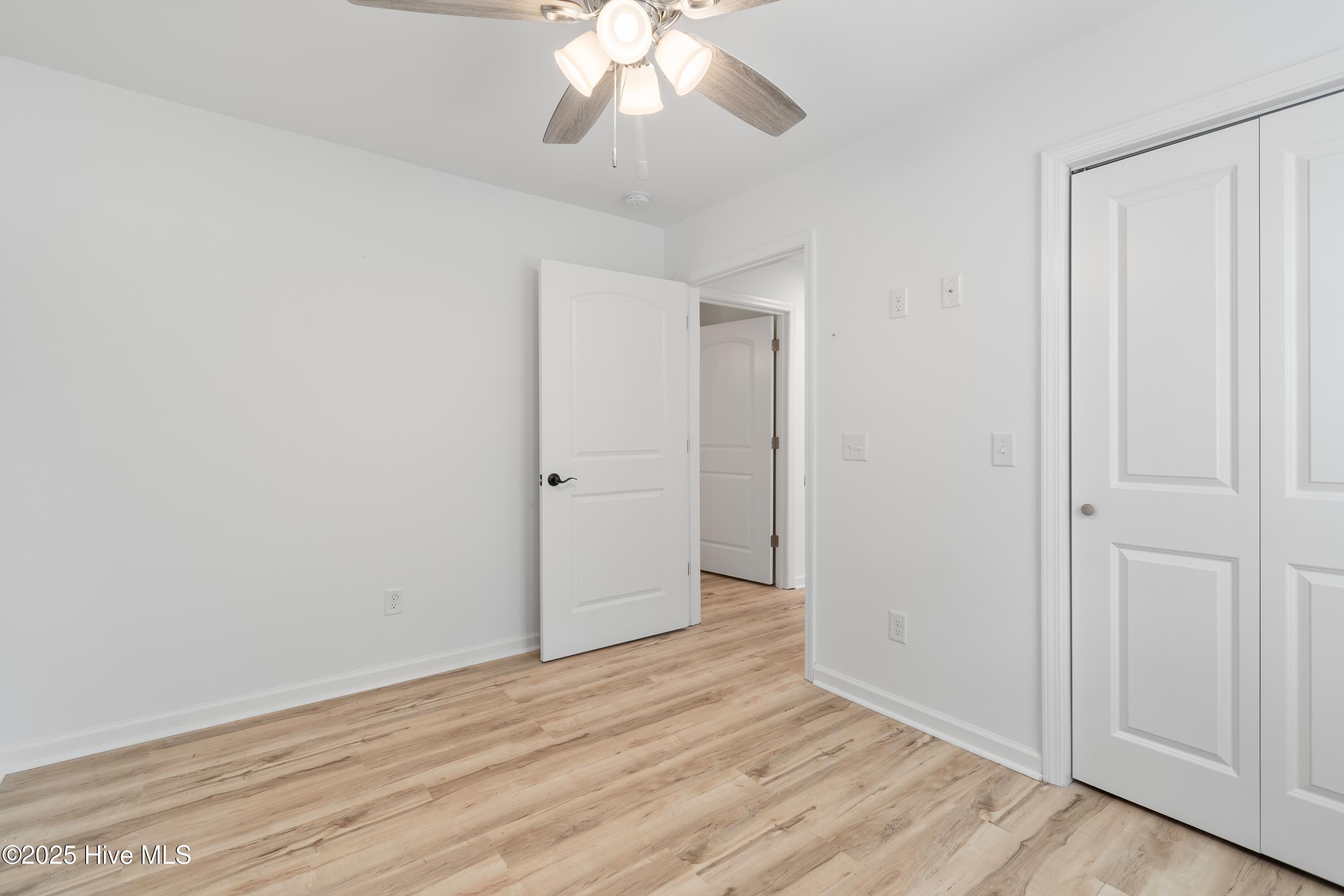 1061 Bayside Lane Property Photo 18