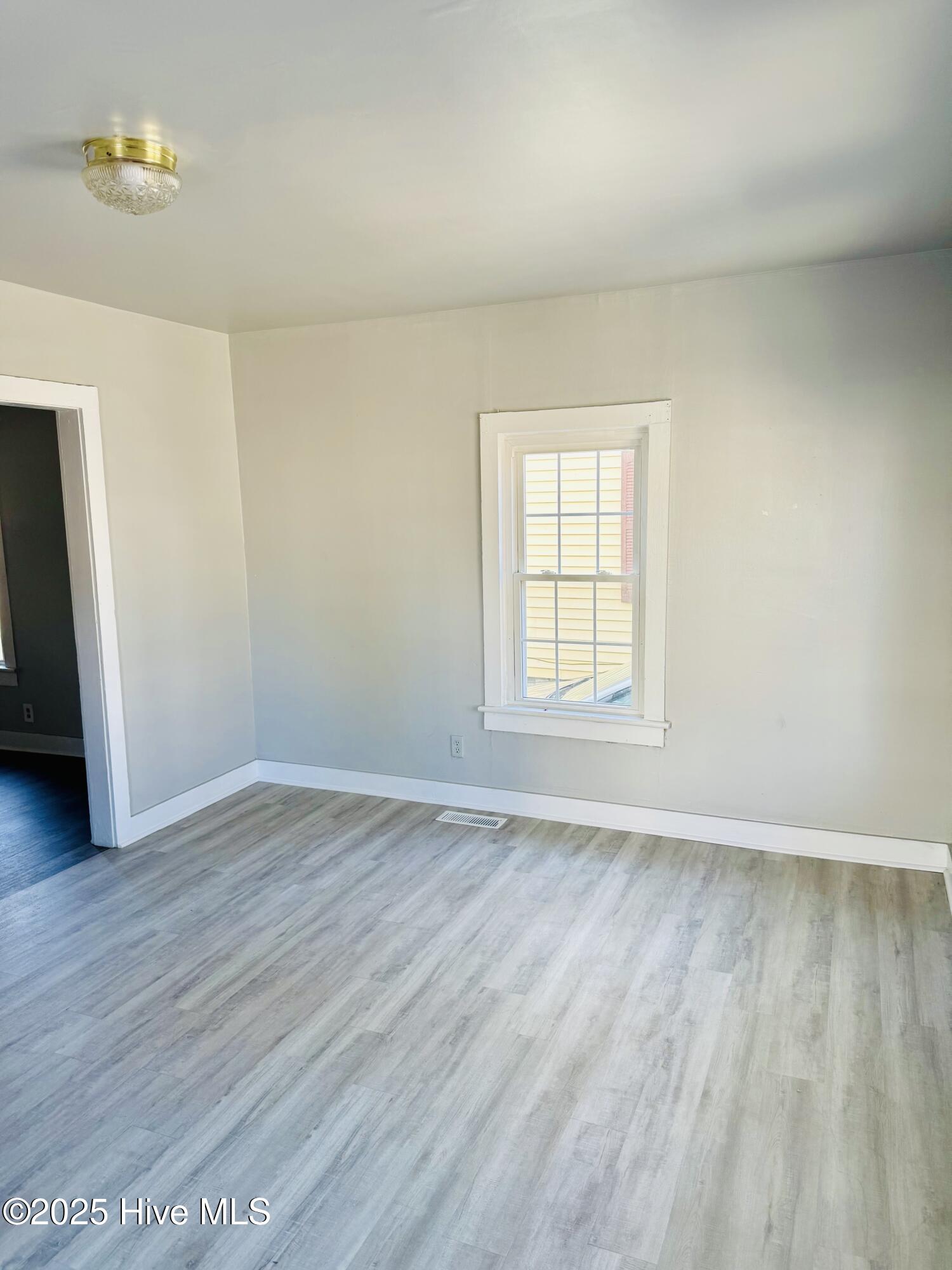 800 Herrington Road Road Property Photo 3