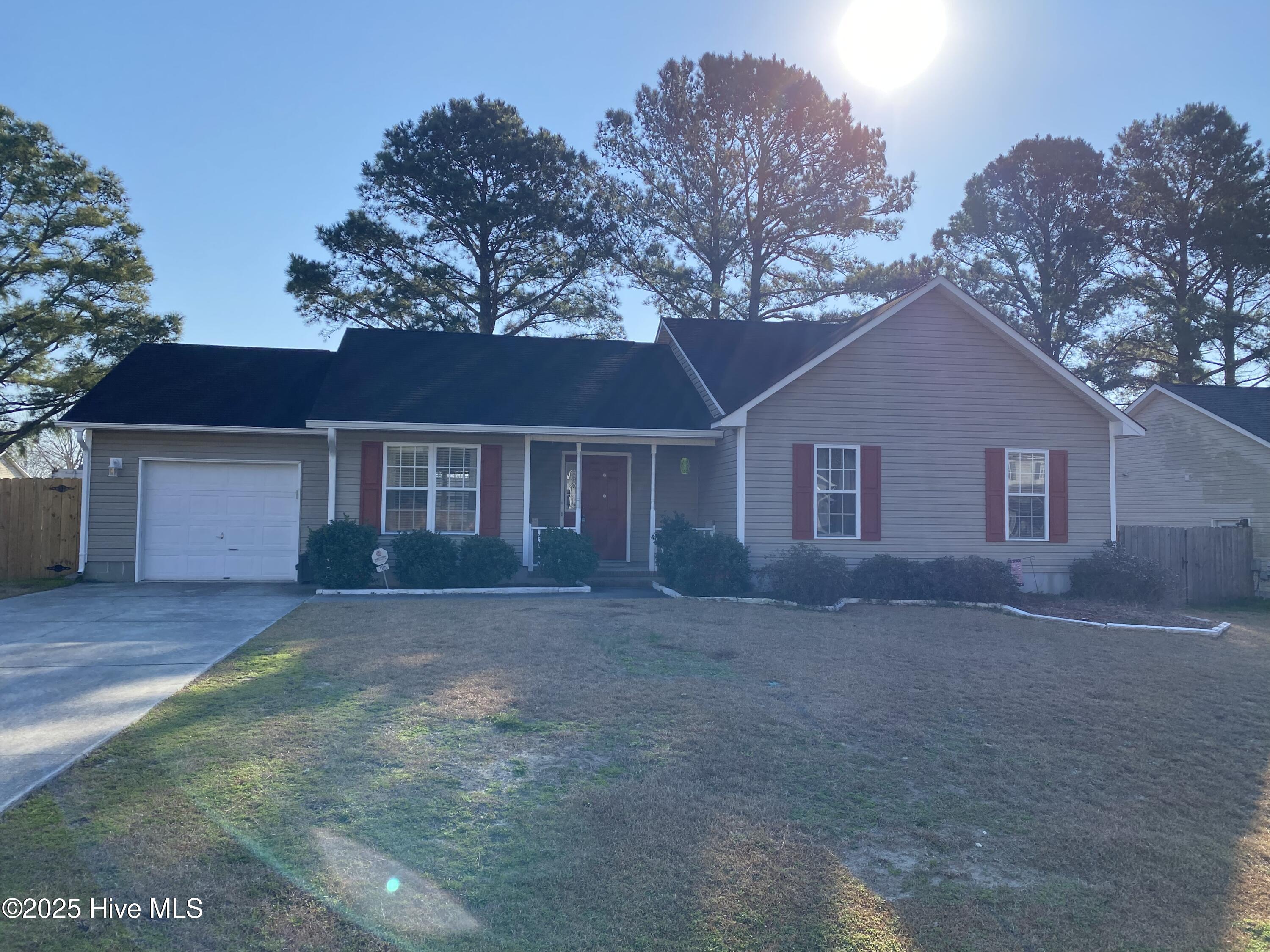 105 Bennie Court Property Photo
