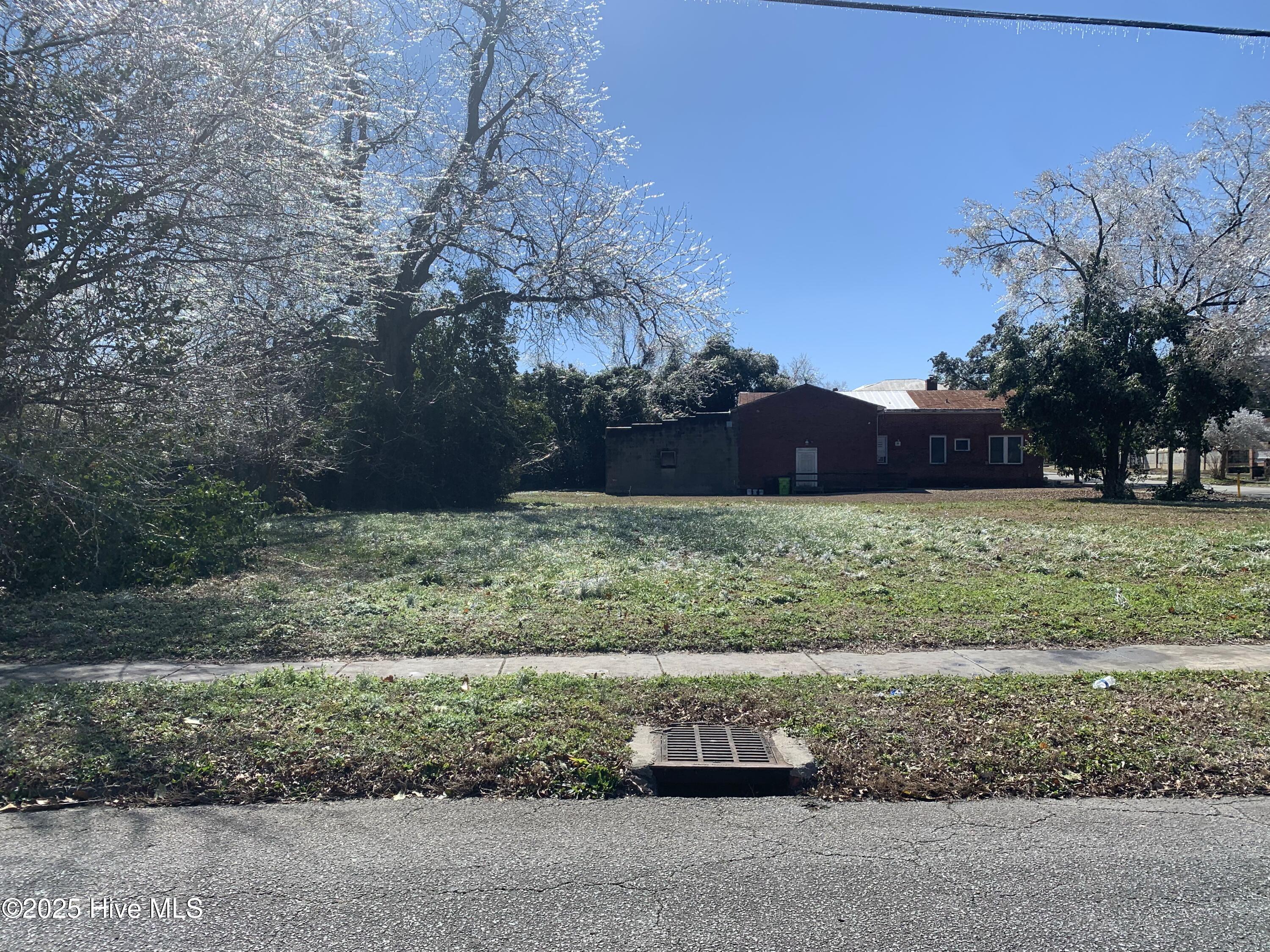 717 New Street Property Photo