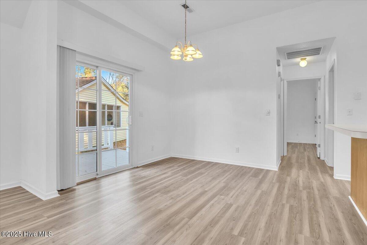 1044 Valley Drive Property Photo 12
