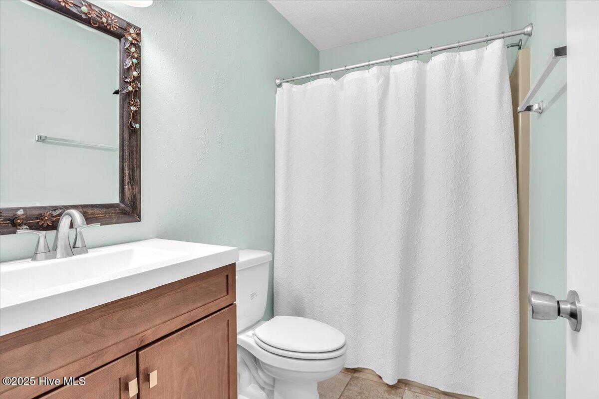 1044 Valley Drive Property Photo 20