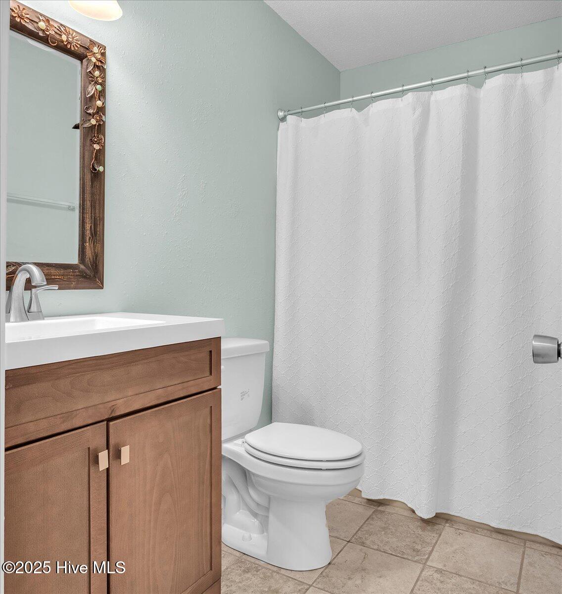 1044 Valley Drive Property Photo 21