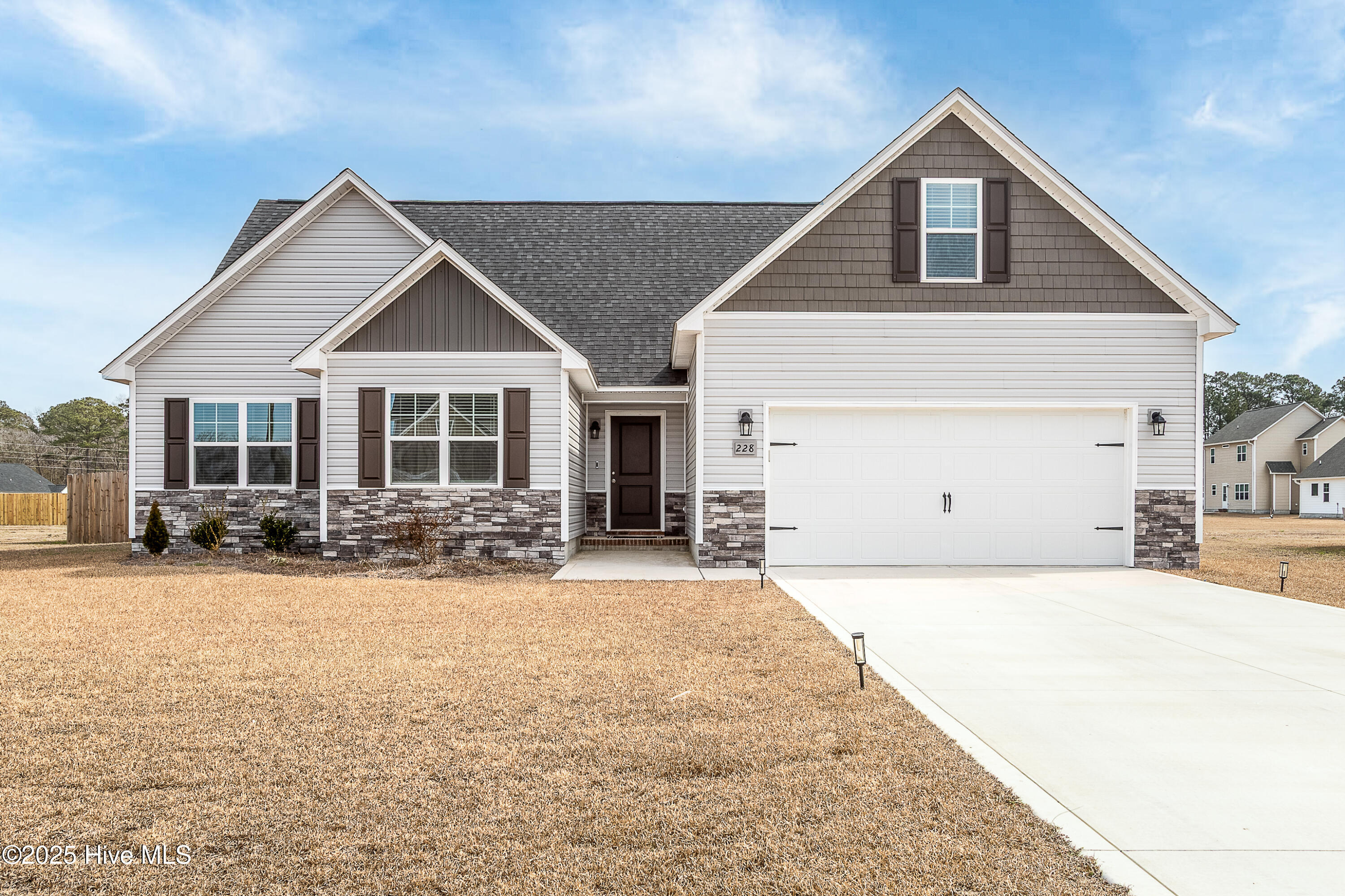 228 N Windy Ridge Road Property Photo