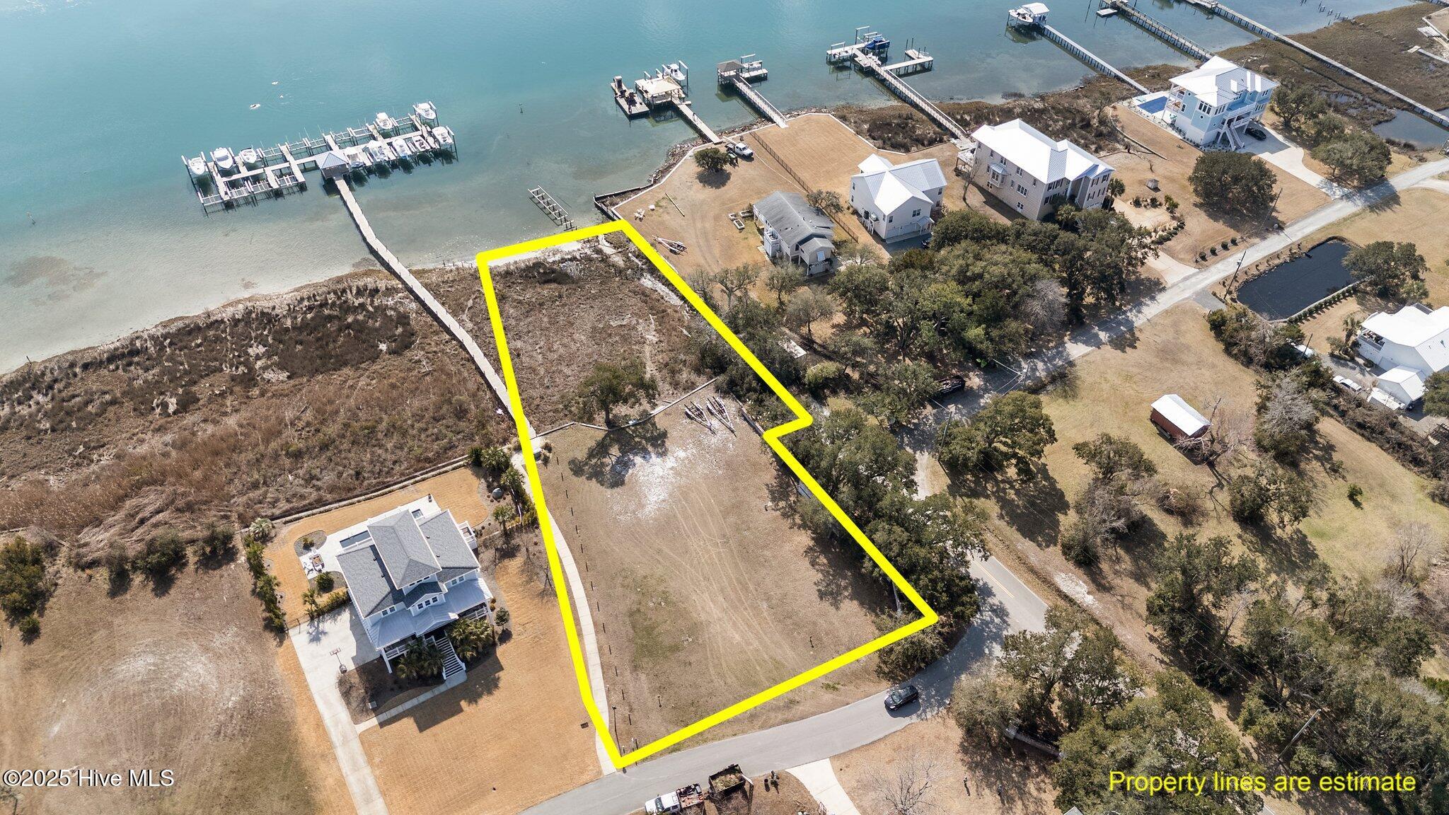 L15r Shipyard Lane Property Photo 6