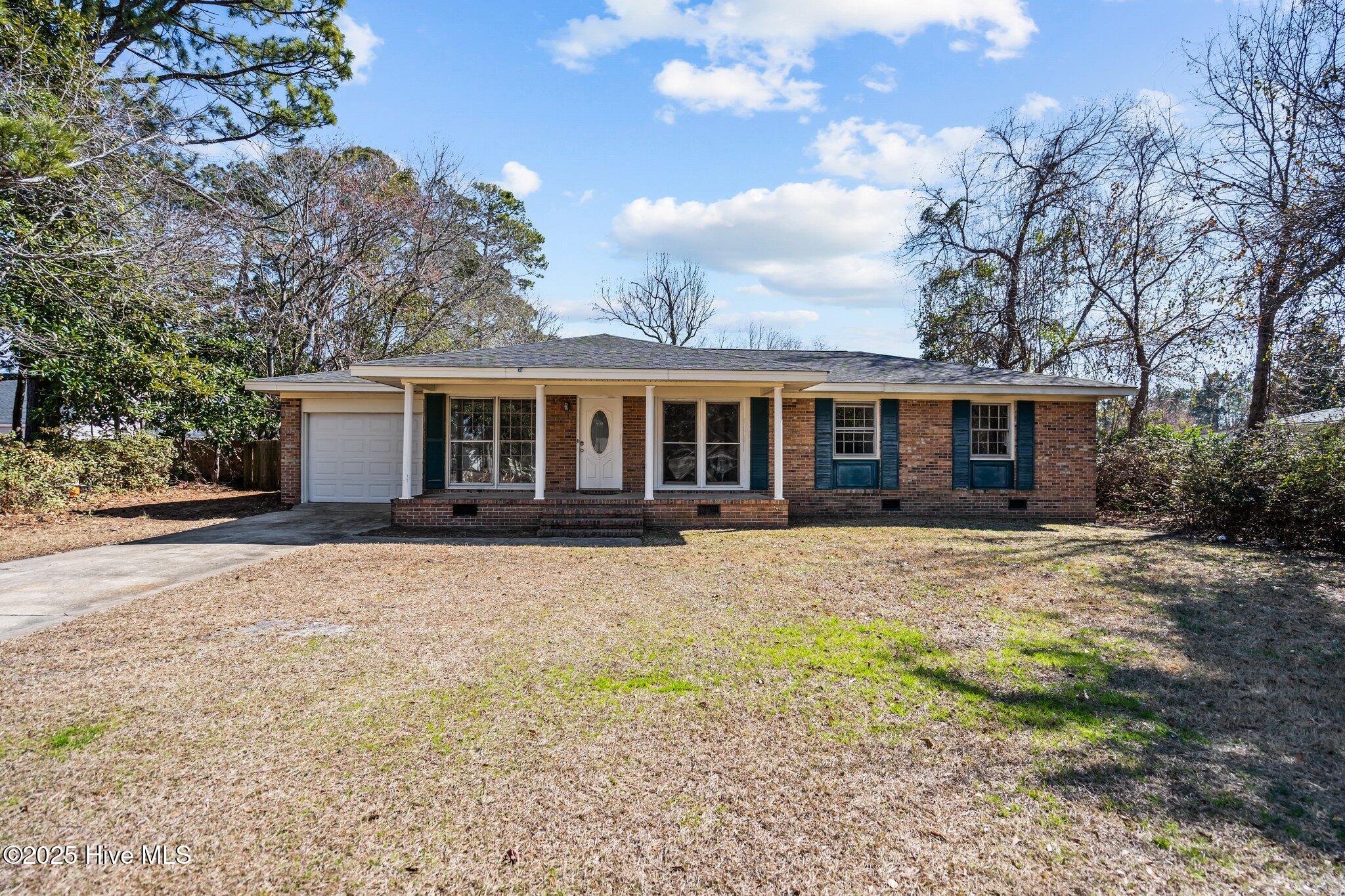Crestwood Real Estate Listings Main Image