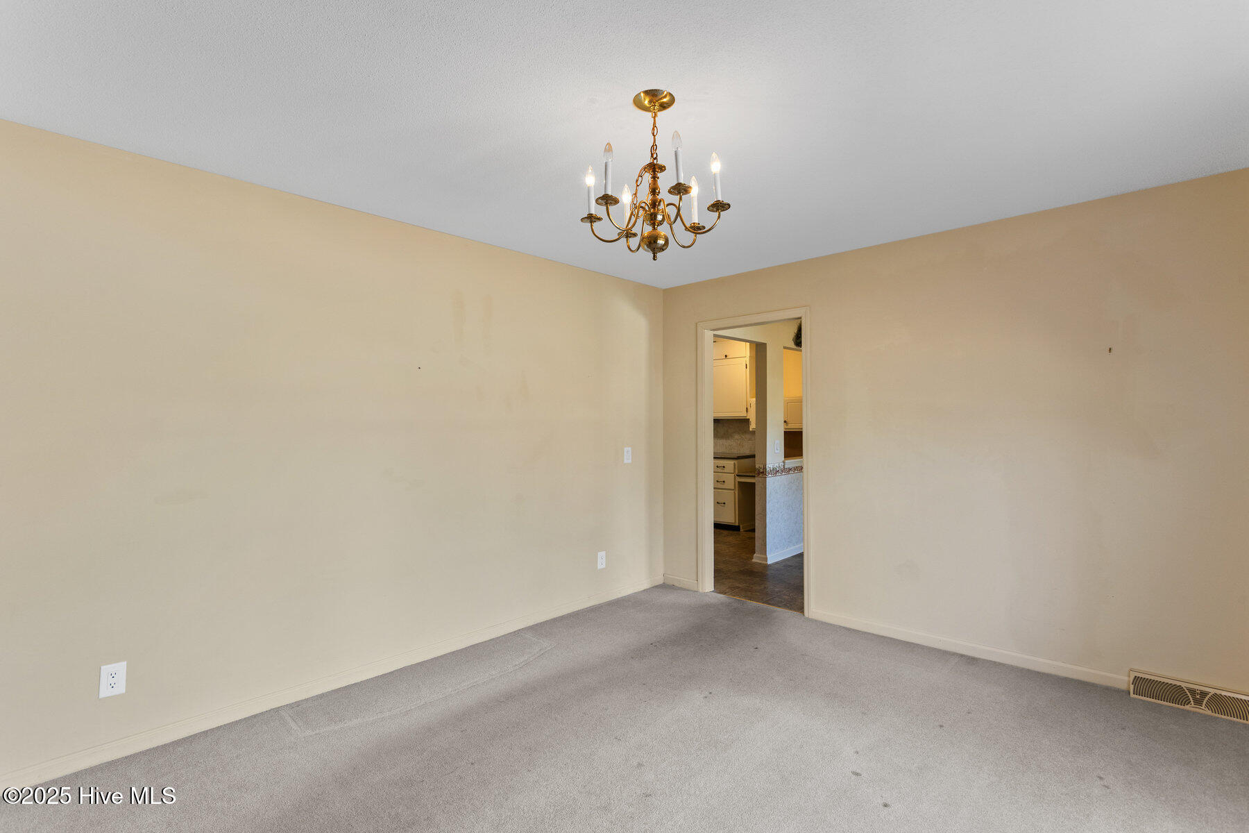 322 Henry H Watters Drive Property Photo 10