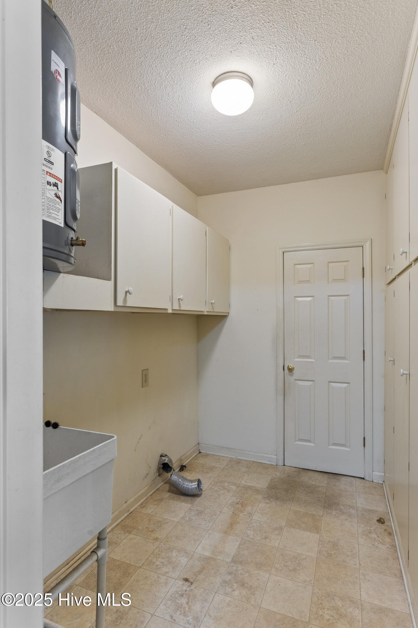 322 Henry H Watters Drive Property Photo 21