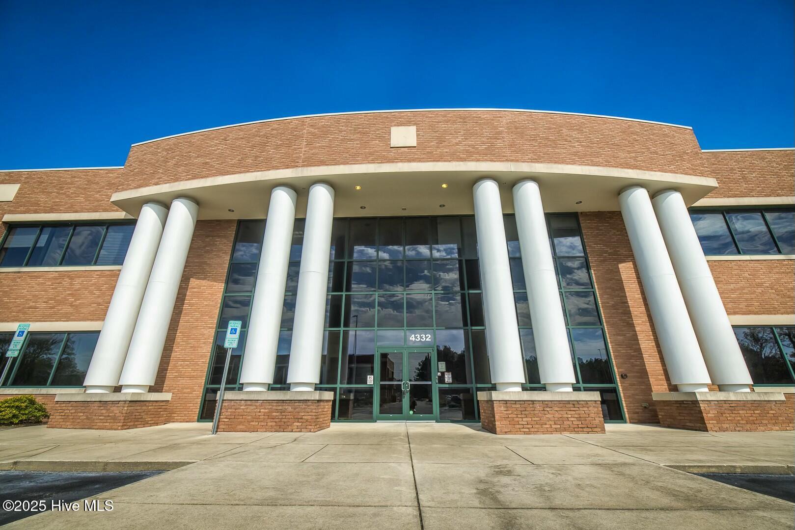 4332 Southport-supply Road Property Photo 4