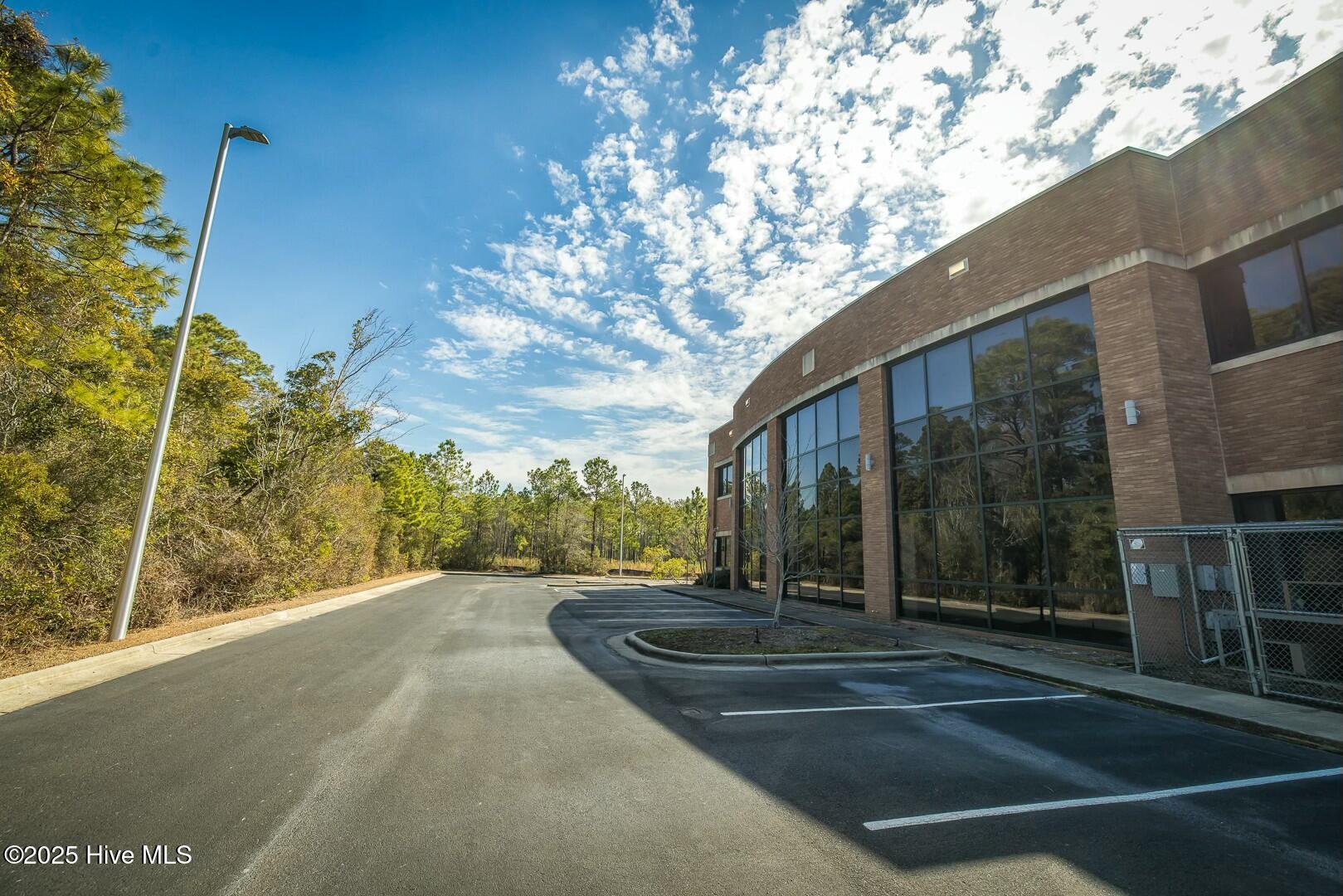 4332 Southport-supply Road Property Photo 6