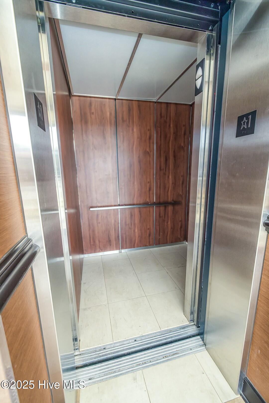 4332 Southport-supply Road Property Photo 10