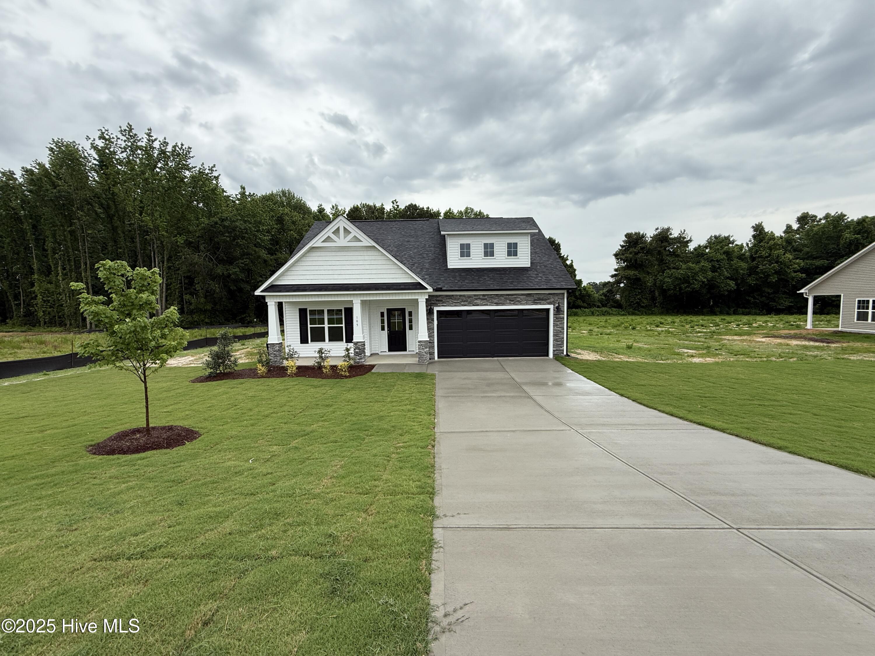 105 Tuskeegee Drive Property Photo