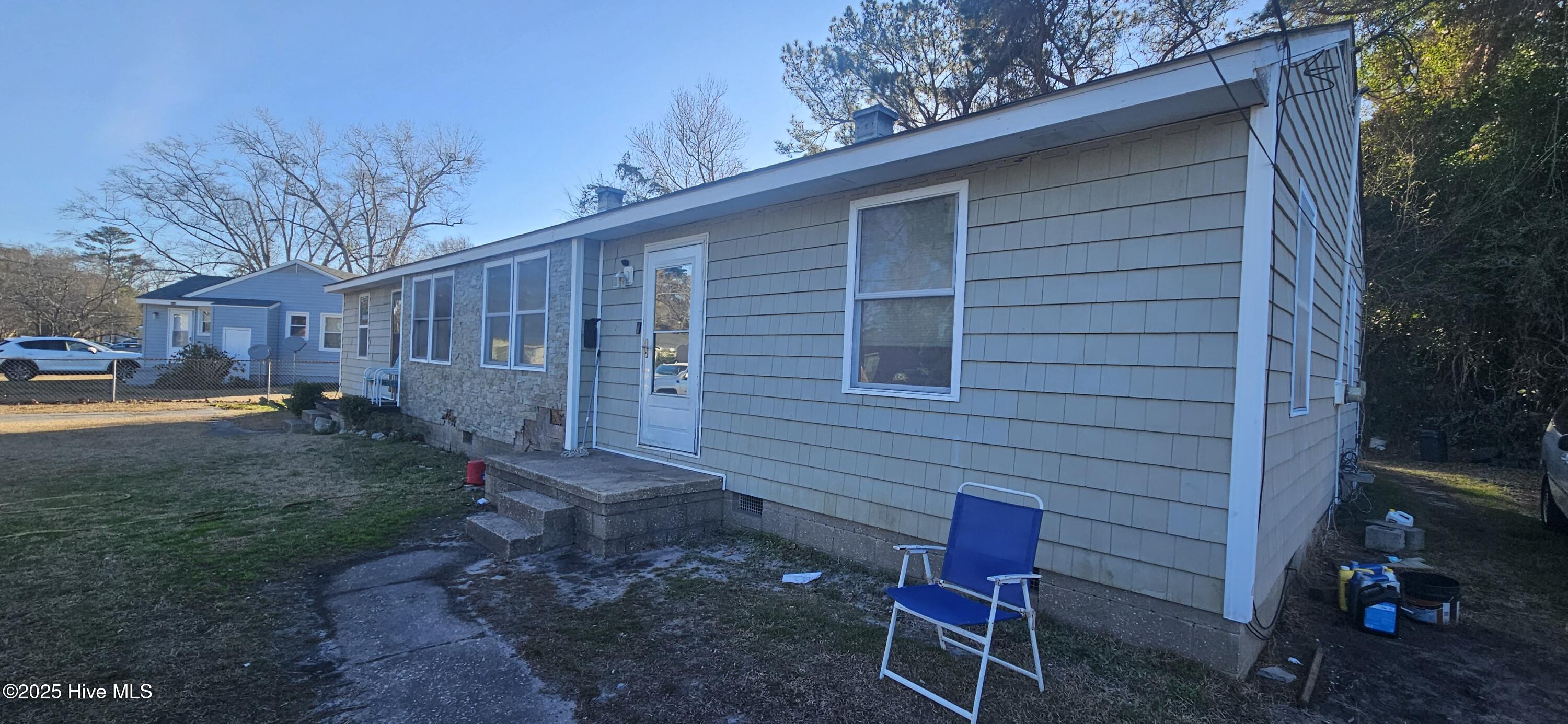 241 York Street Property Photo