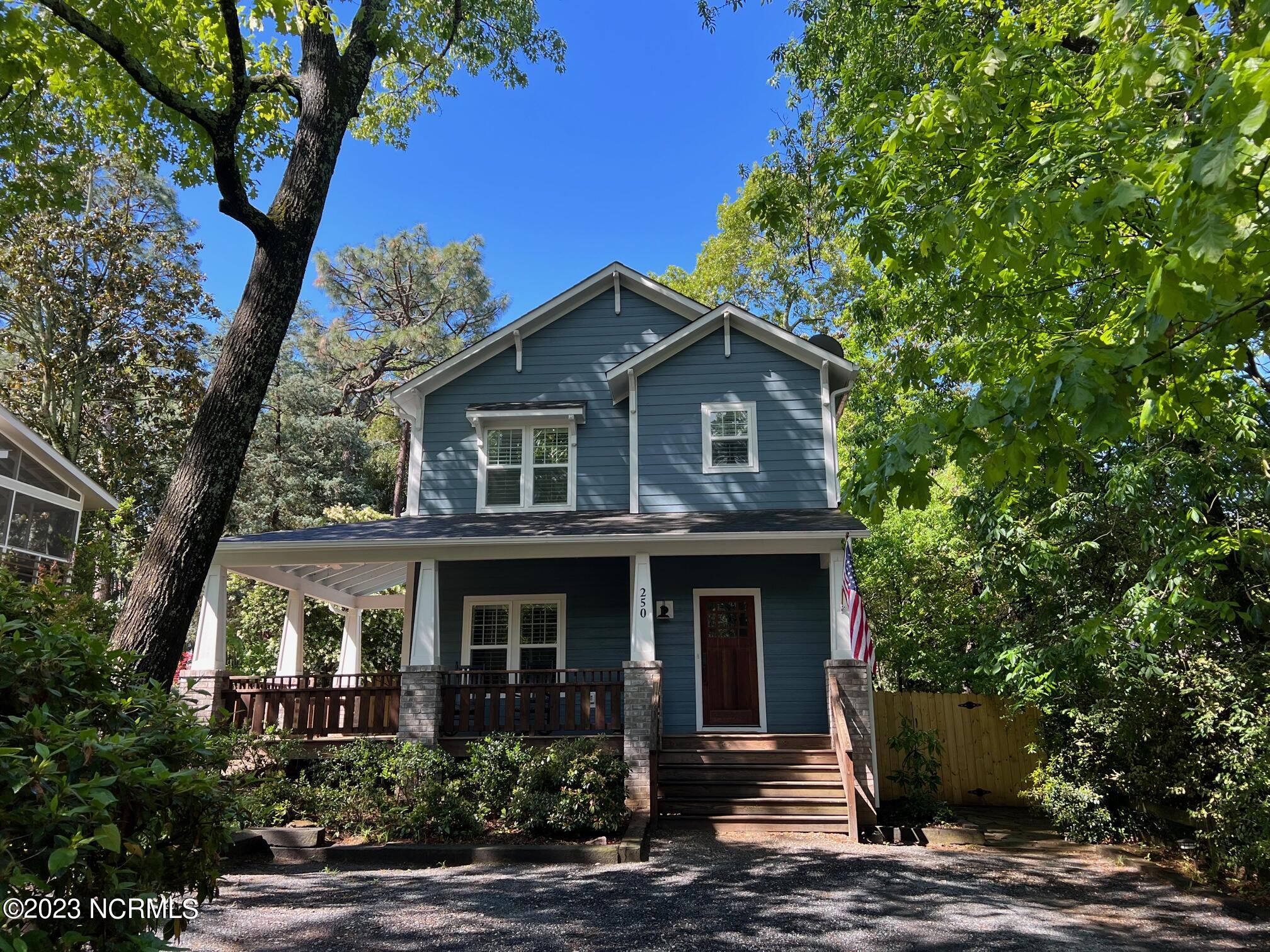 250 E Maine Avenue Property Photo