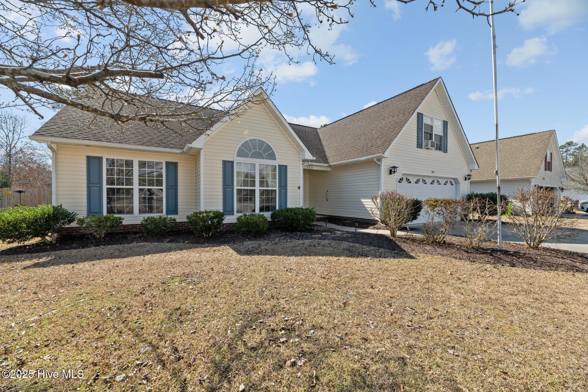 708 Sermons Boulevard Property Photo 1