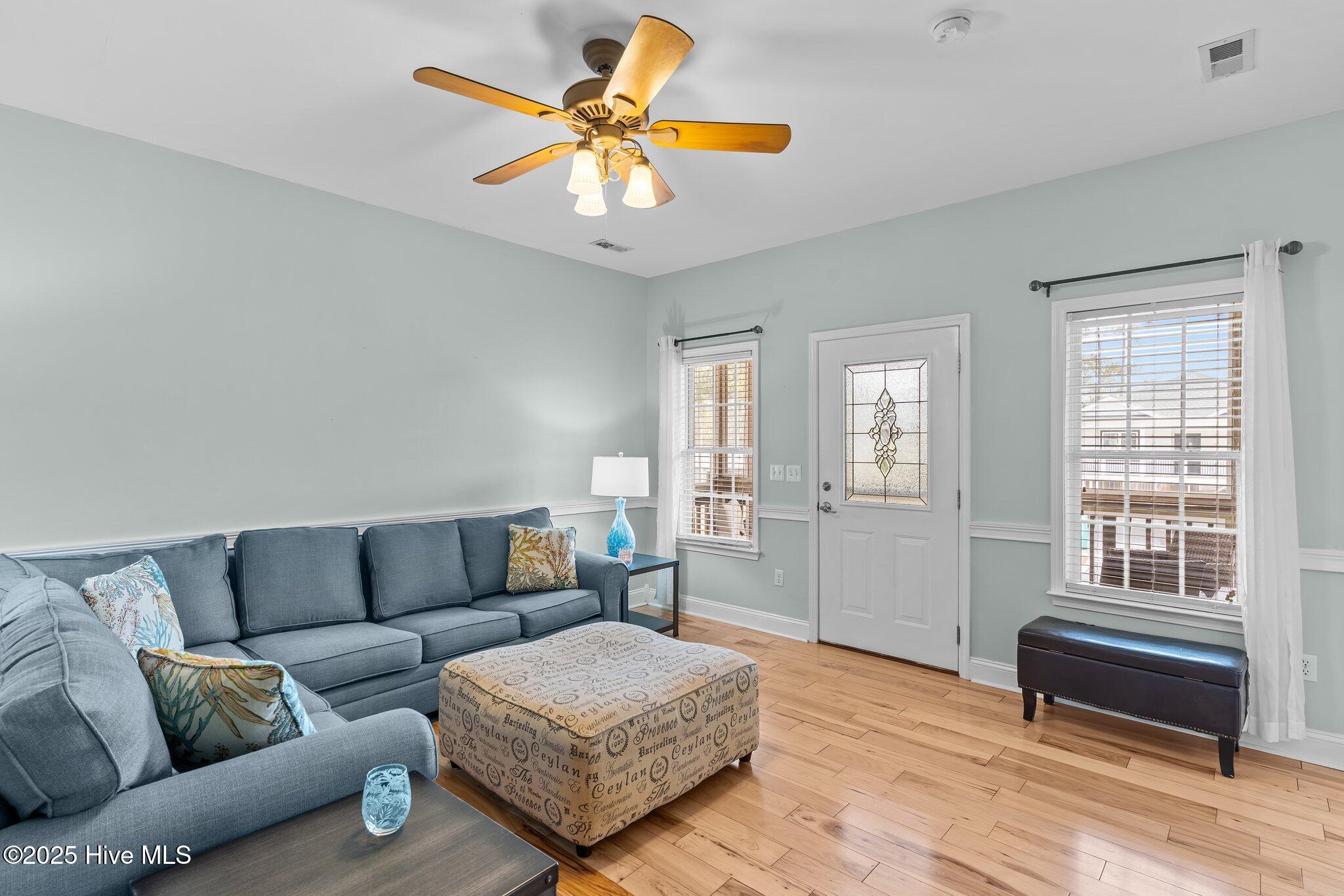 331 Ne 49th Street Property Photo 5