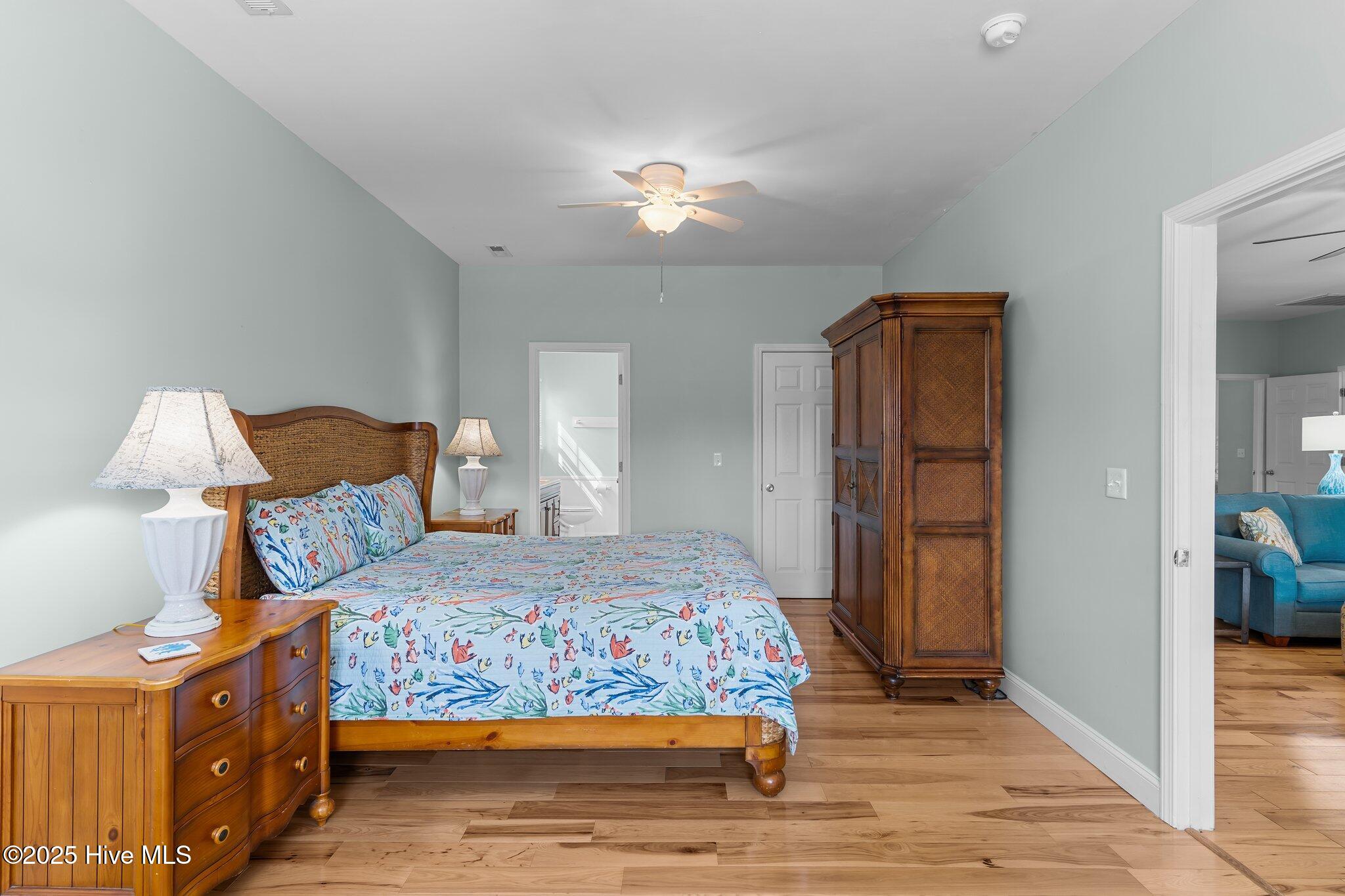 331 Ne 49th Street Property Photo 20