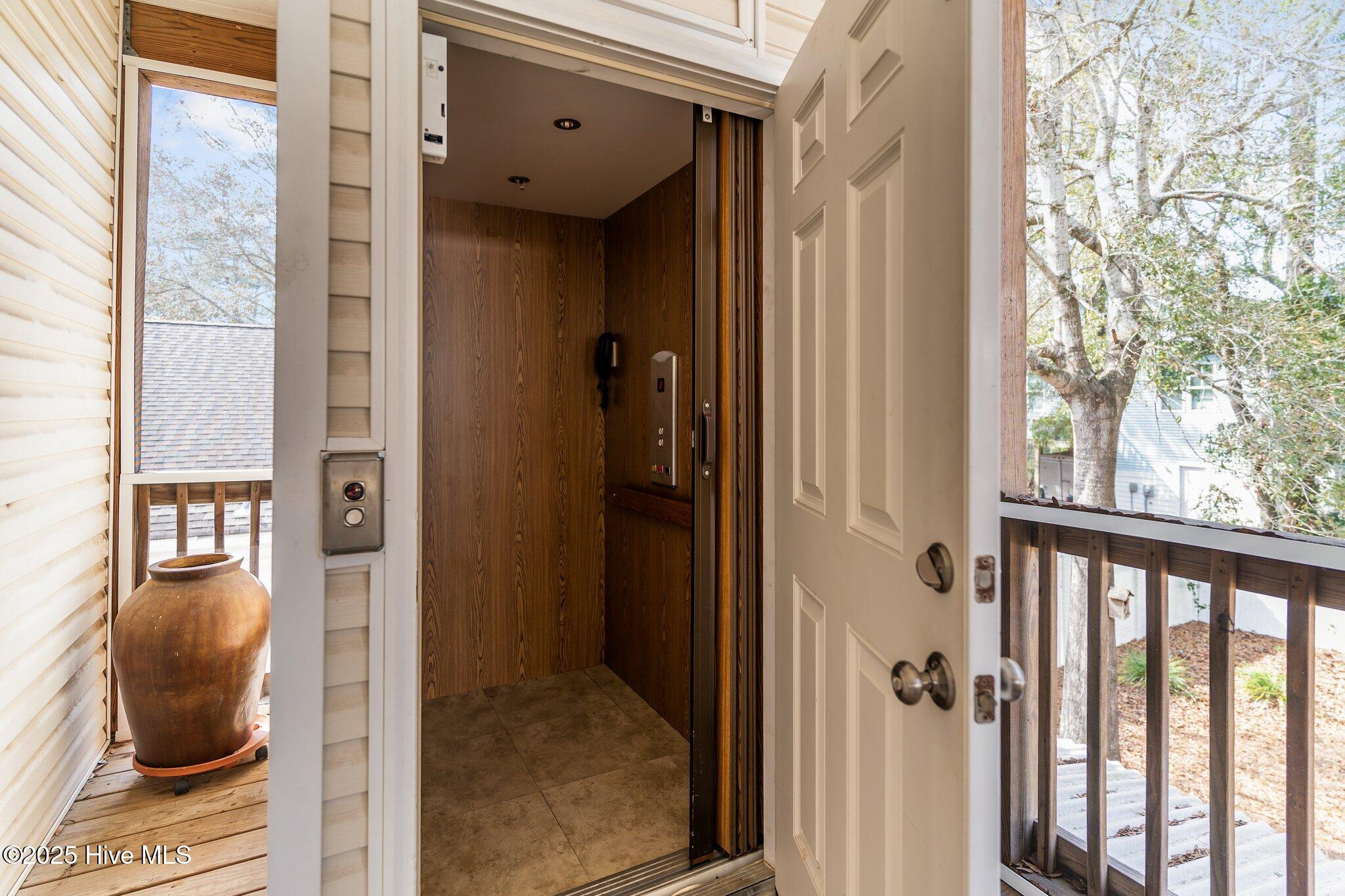 331 Ne 49th Street Property Photo 37