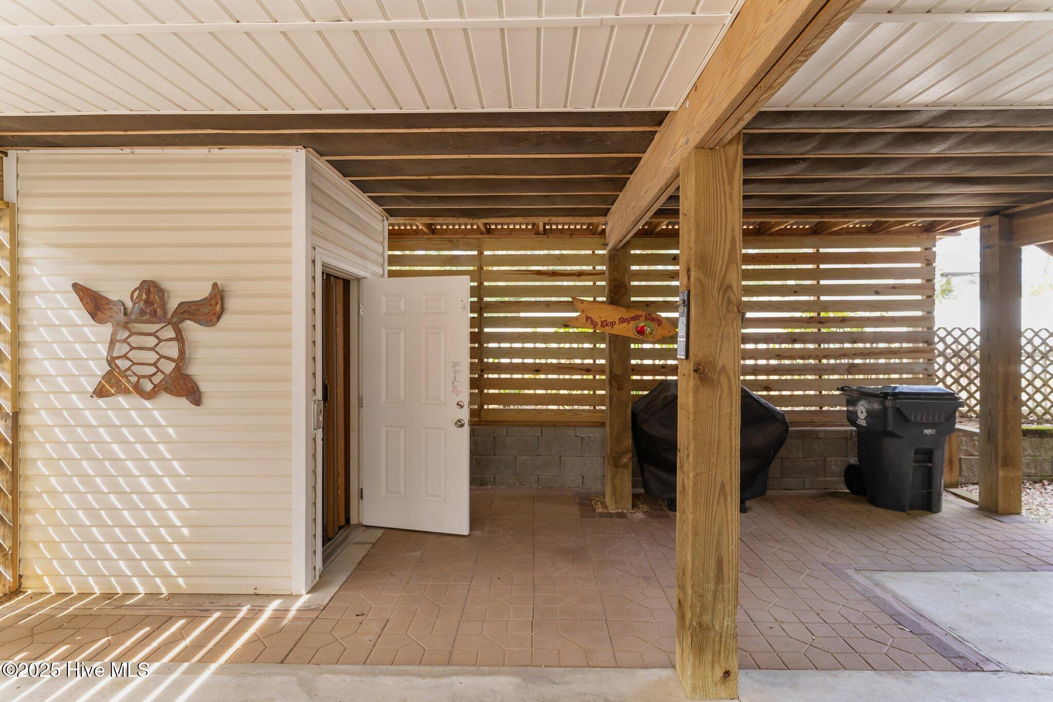 331 Ne 49th Street Property Photo 42