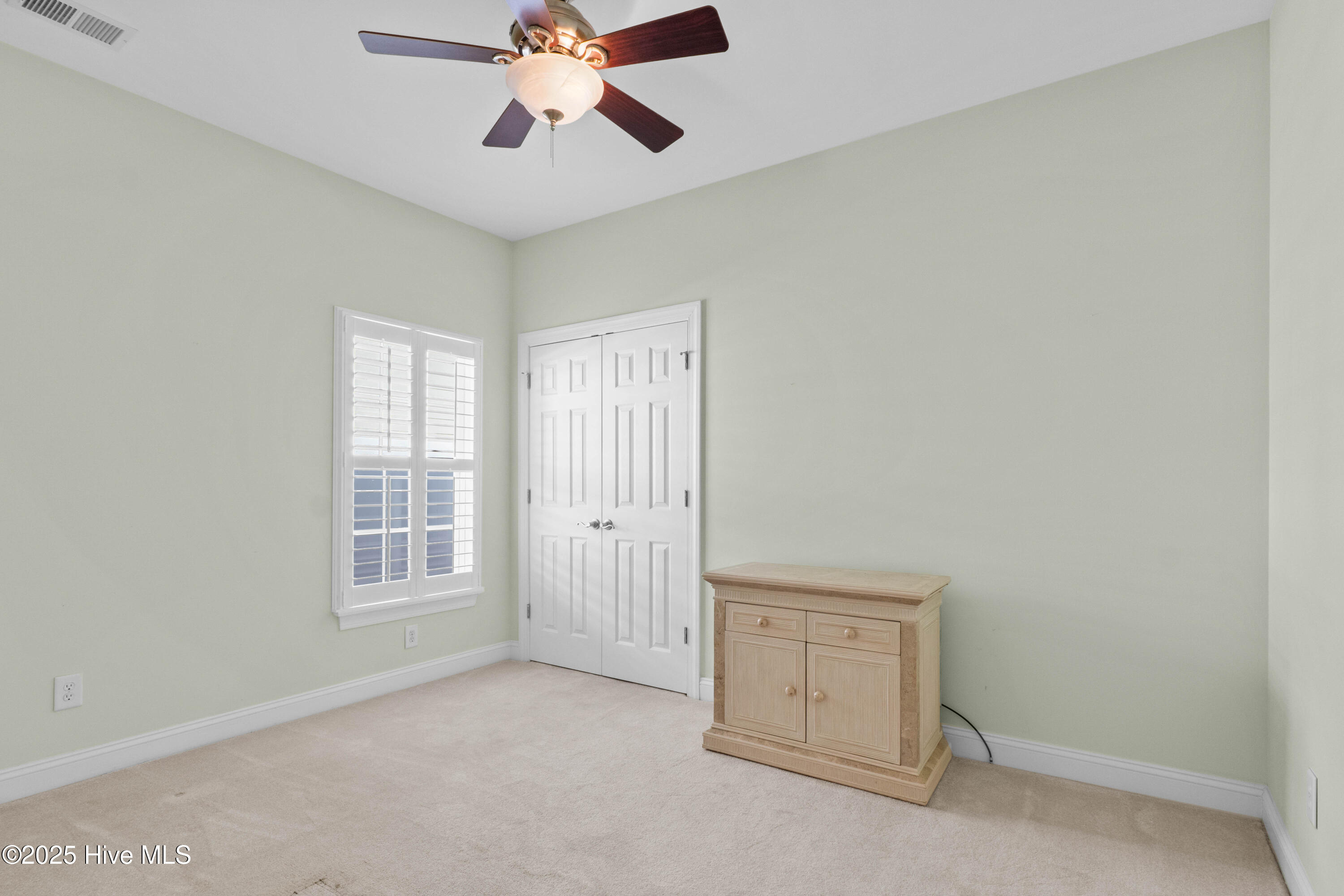 606 5th Avenue Property Photo 30