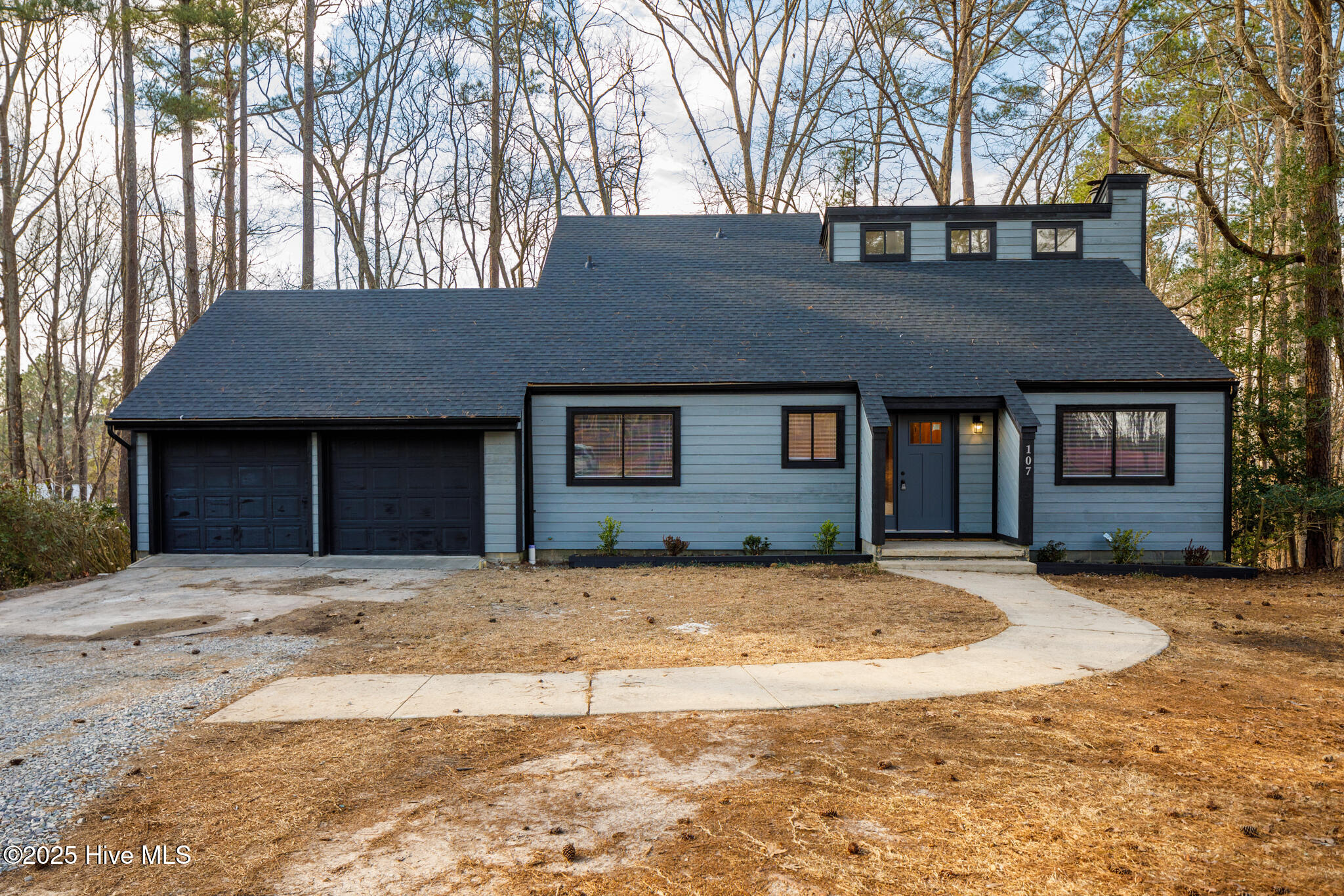 107 Poplar Street Property Photo