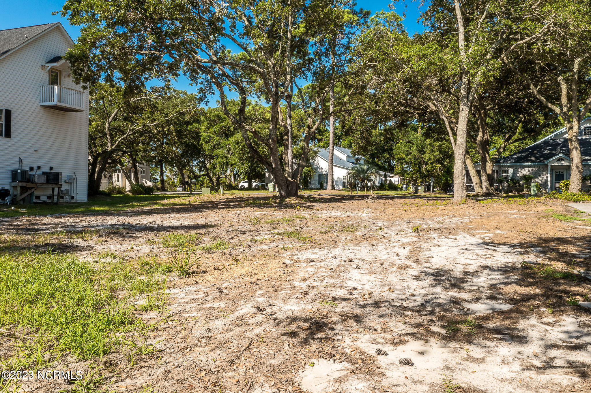 1909 Norwood Street Property Photo 12
