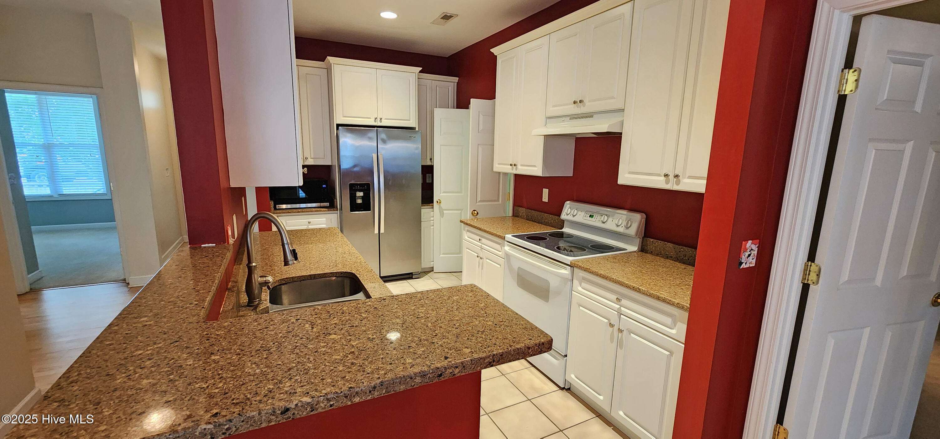 124 Azalea Drive Property Photo 9